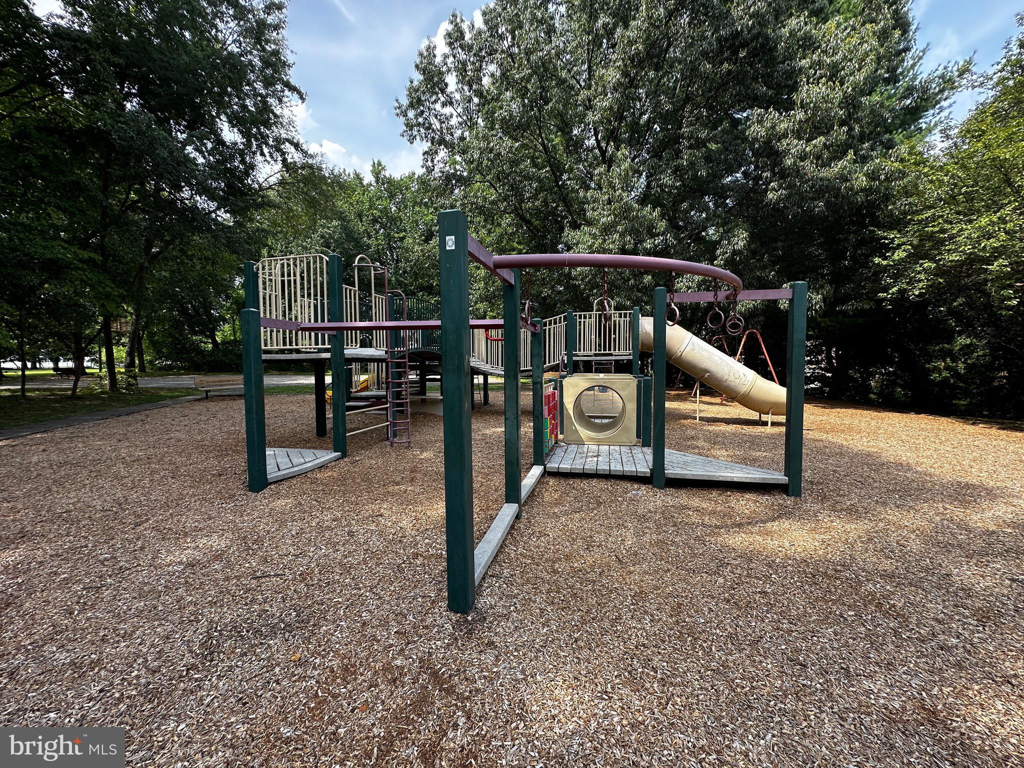 STONEGATE - Residential