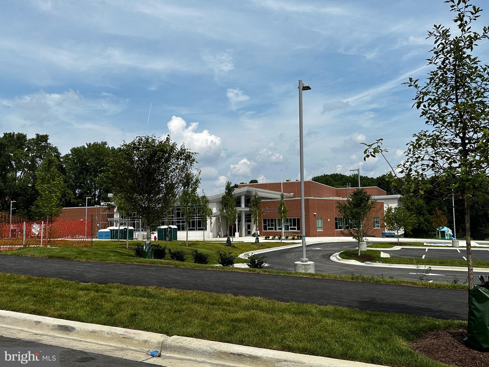 STONEGATE - Residential