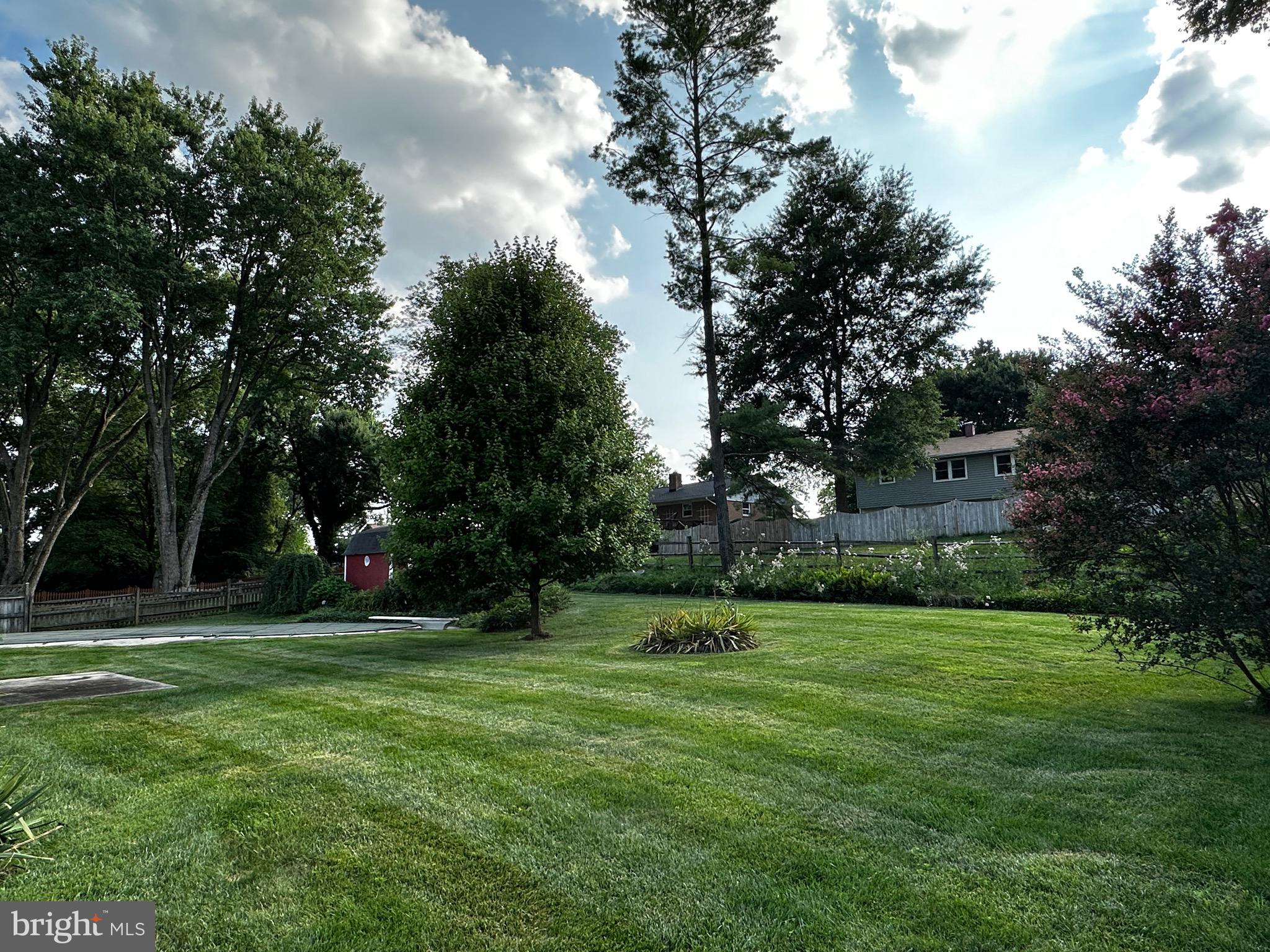 STONEGATE - Residential