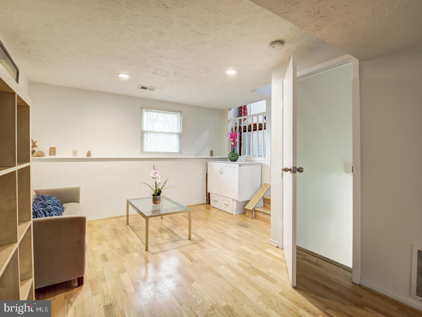 MARIETTA WOODS - Residential