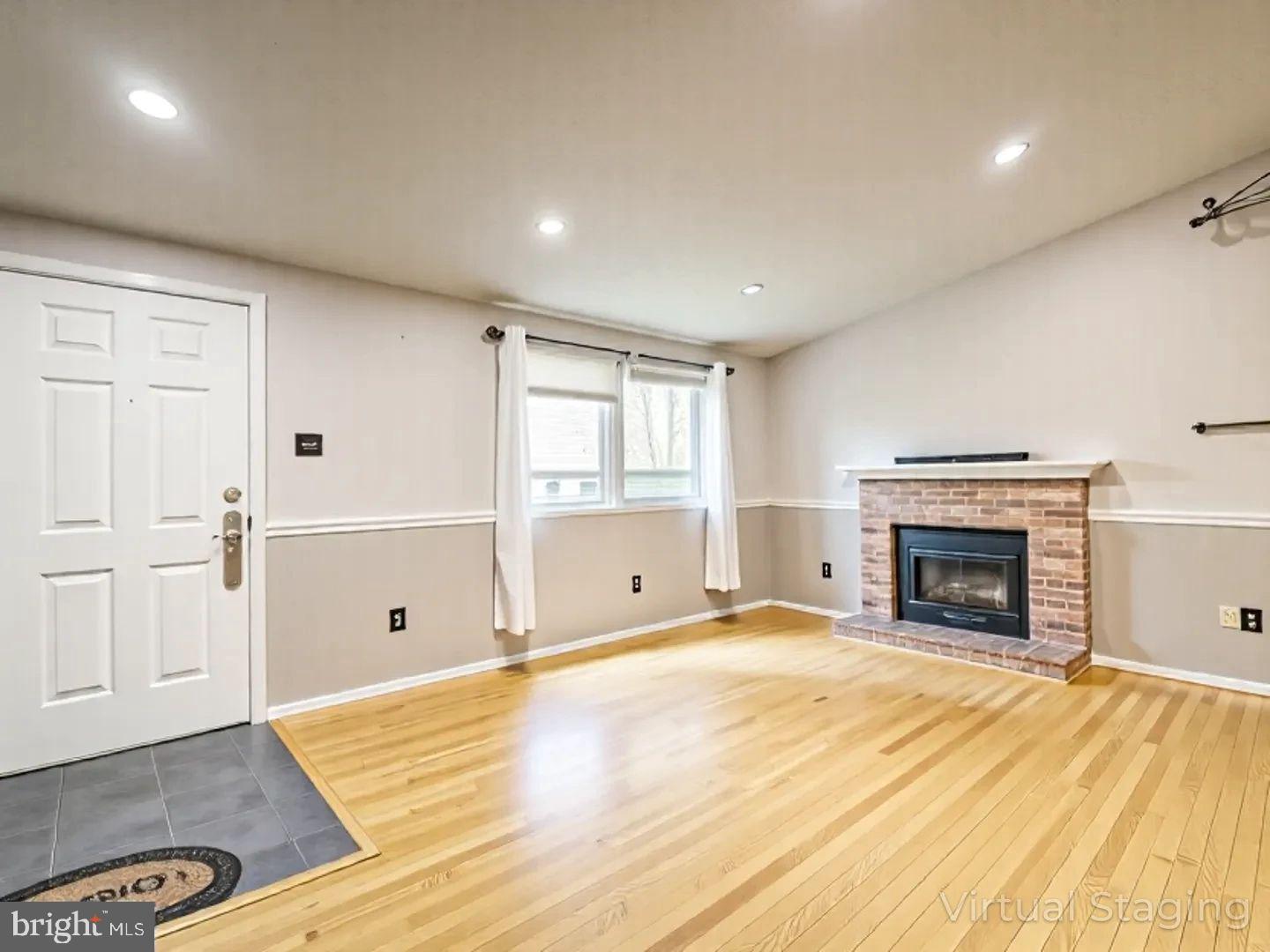 MARIETTA WOODS - Residential