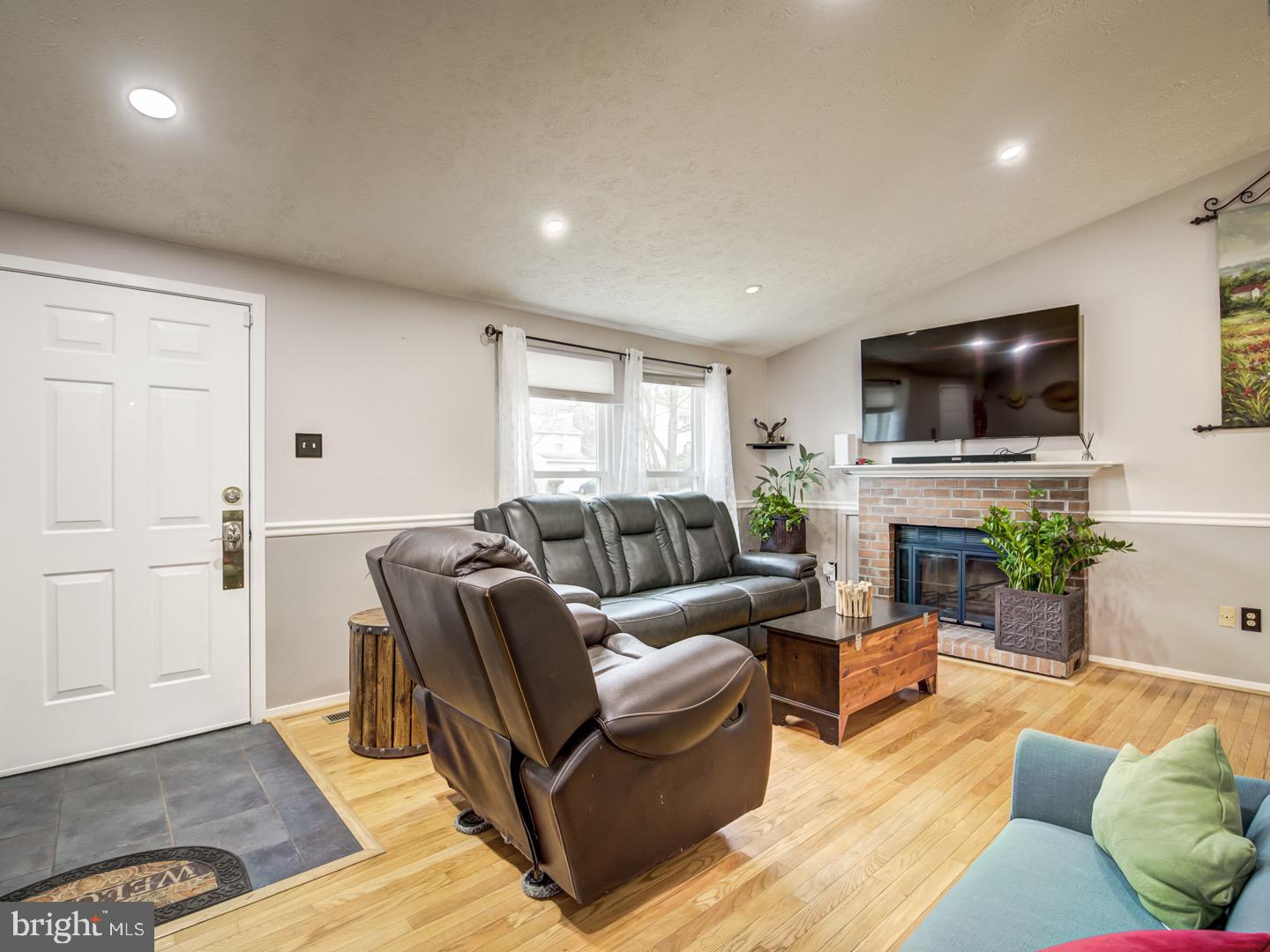 MARIETTA WOODS - Residential