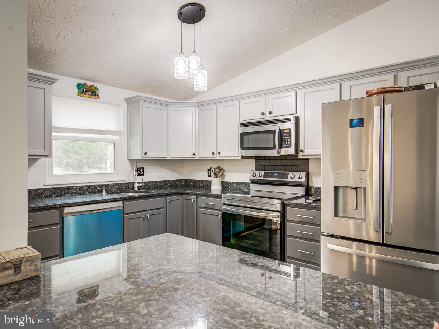 MARIETTA WOODS - Residential