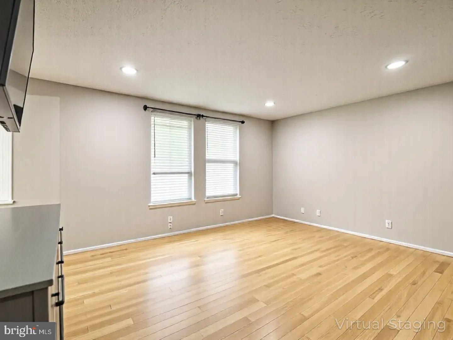 MARIETTA WOODS - Residential