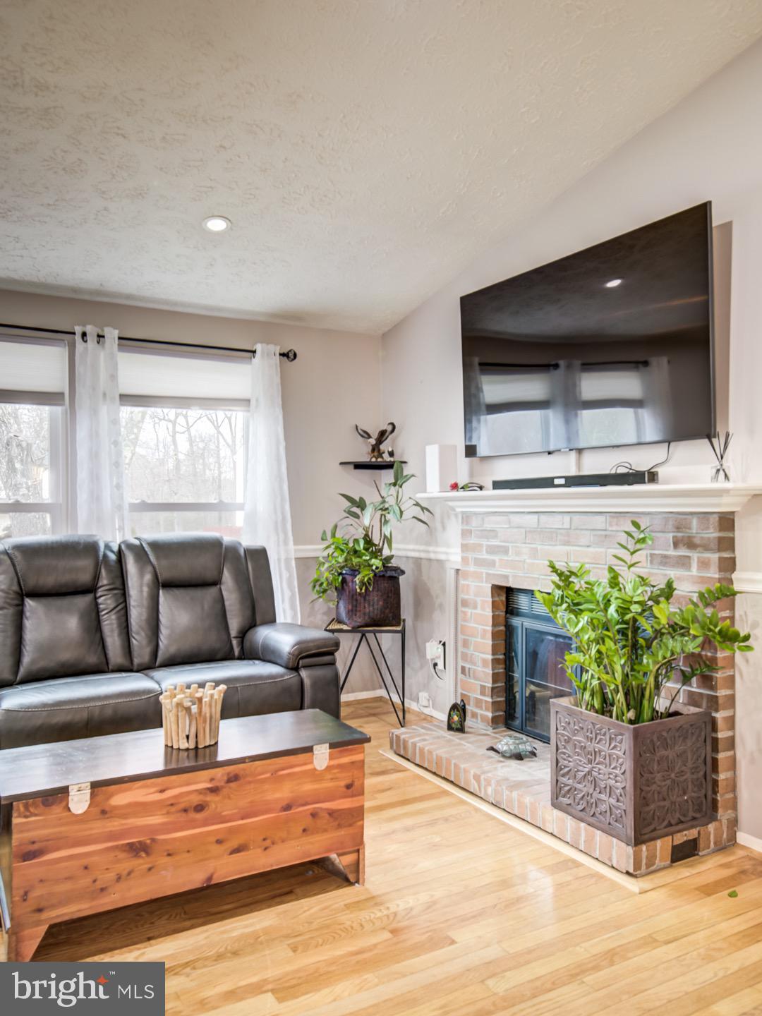 MARIETTA WOODS - Residential