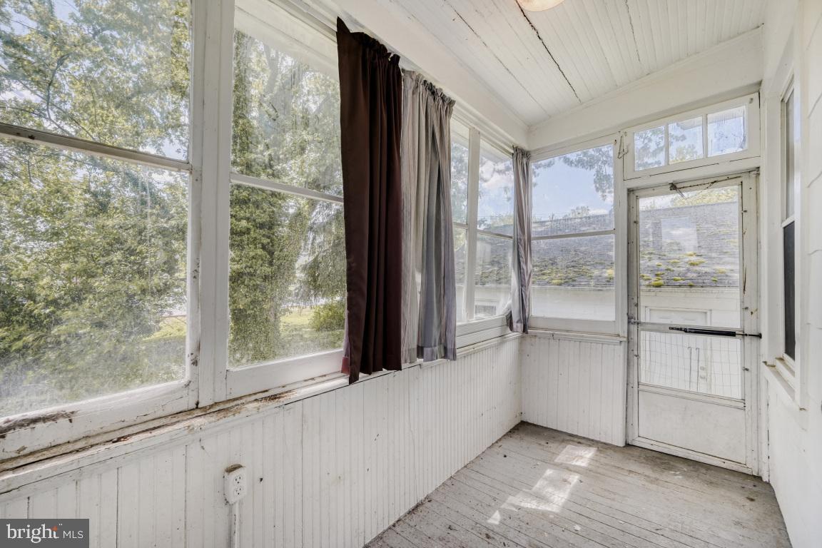 FERNDALE FARMS - Residential