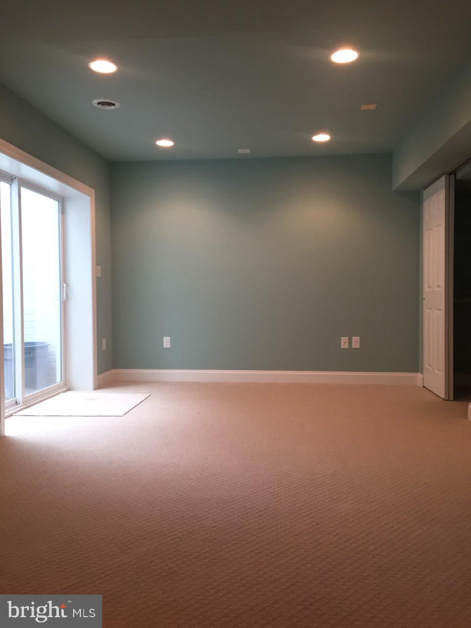 TILTON VALLEY ESTATES - Residential Lease