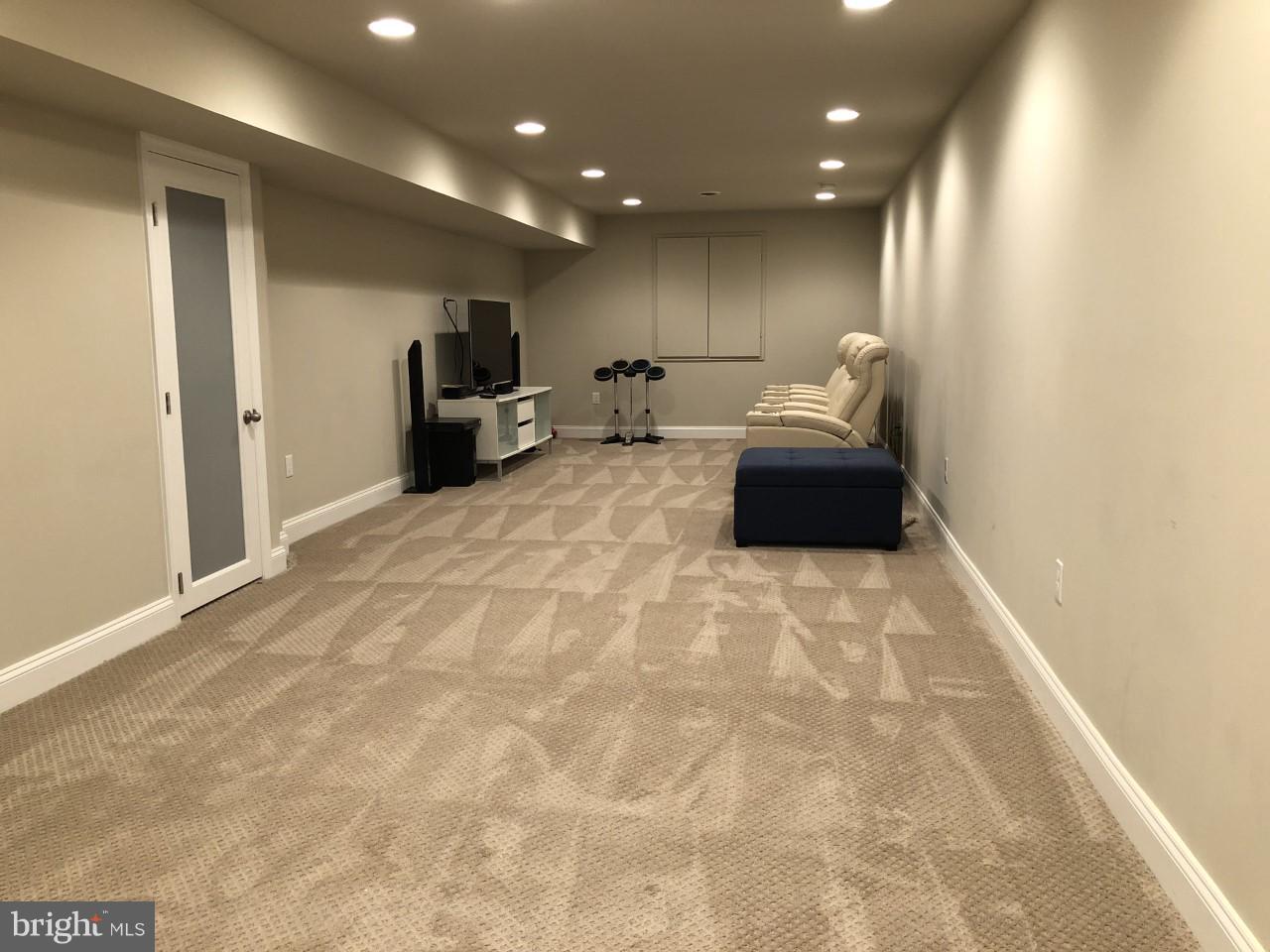 TILTON VALLEY ESTATES - Residential Lease