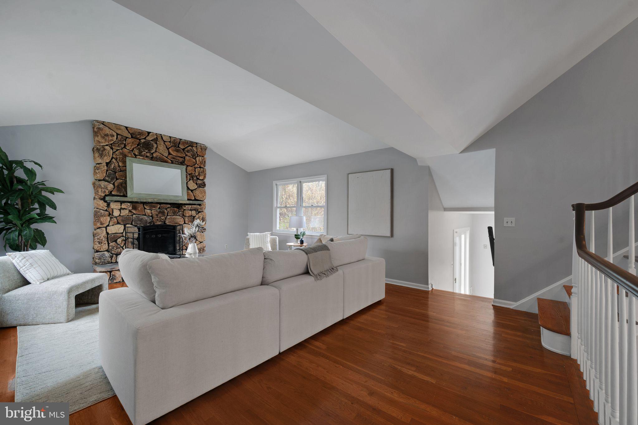 WYNNEWOOD - Residential