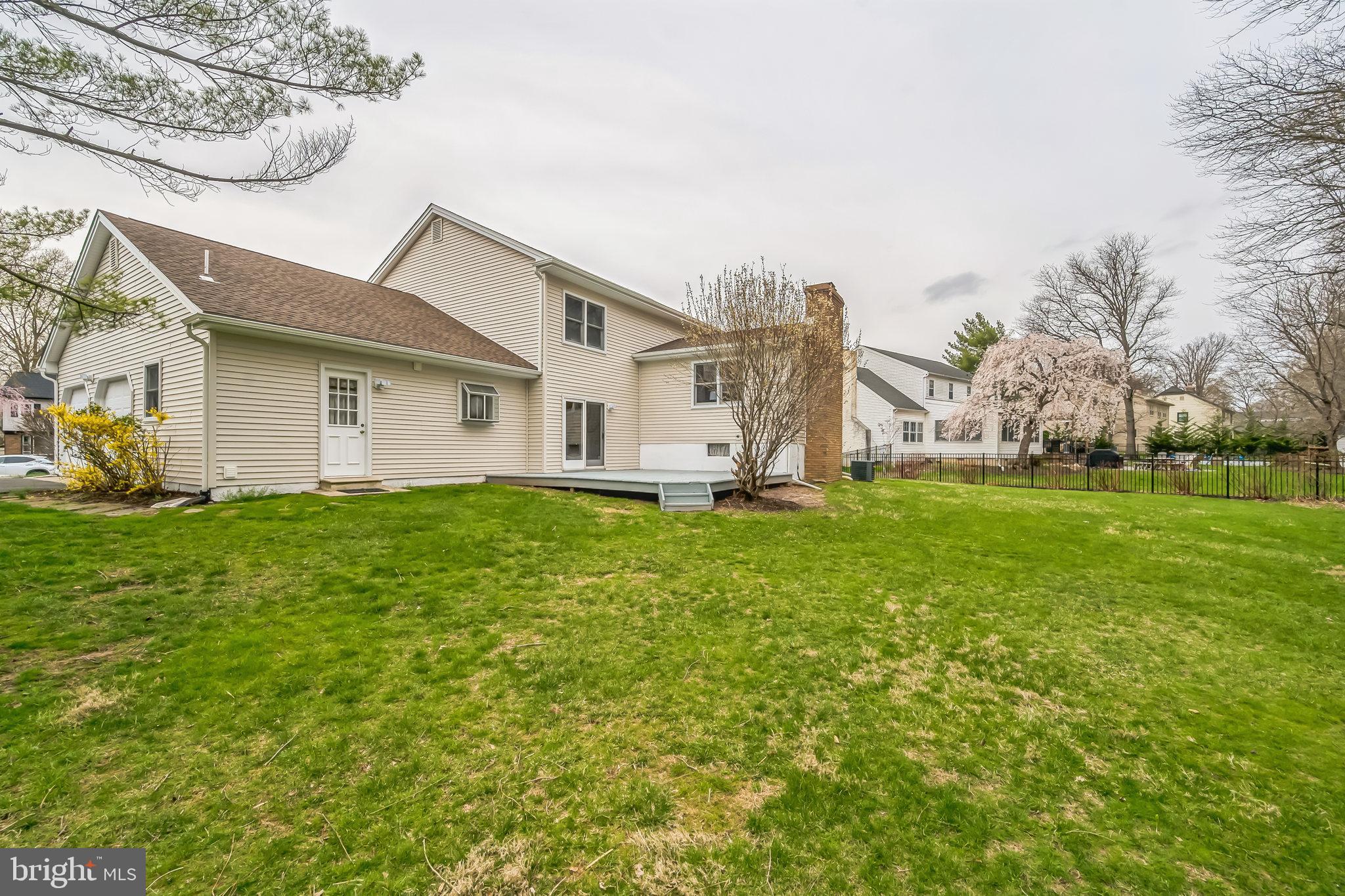 WYNNEWOOD - Residential