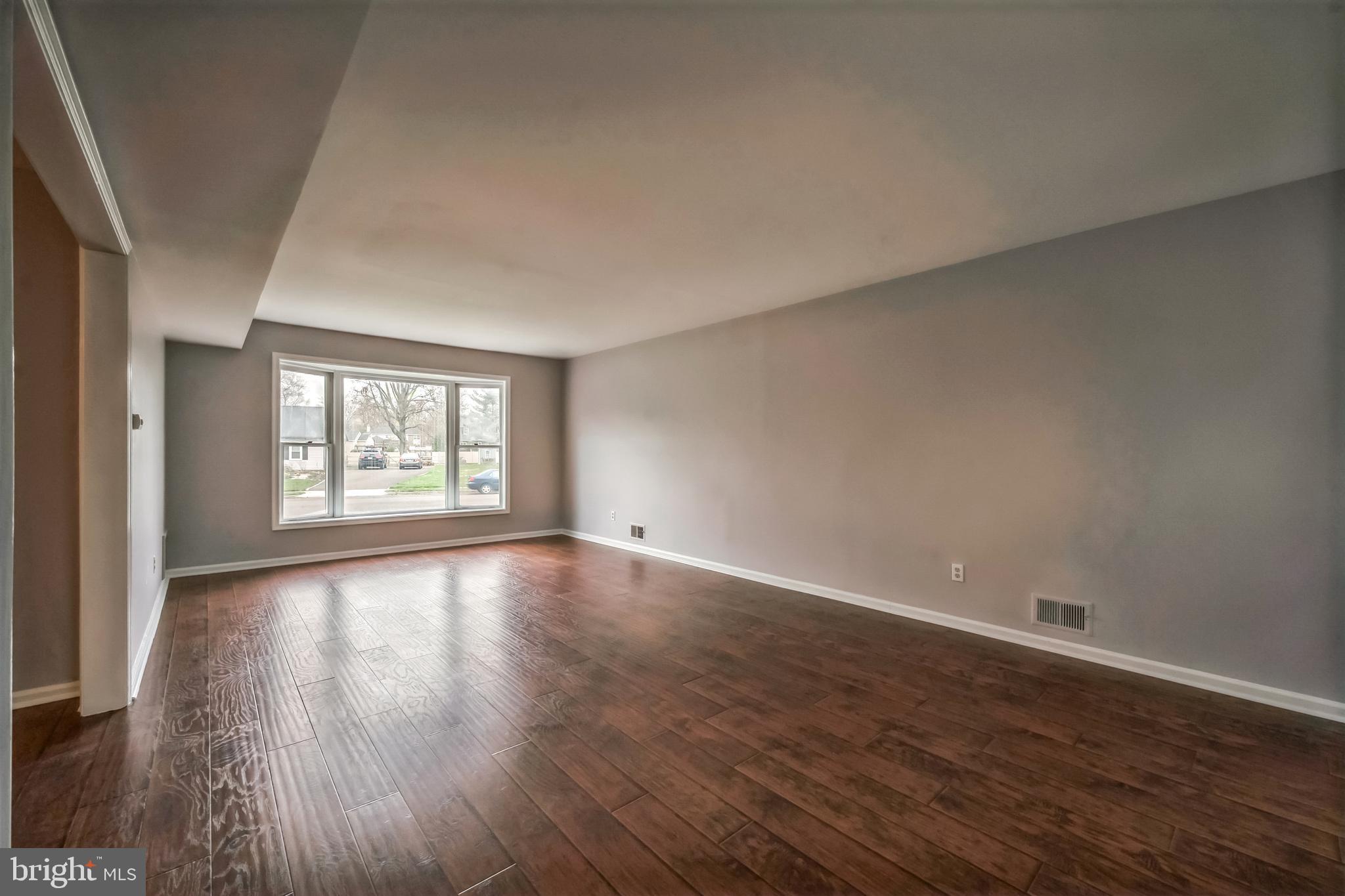 WYNNEWOOD - Residential