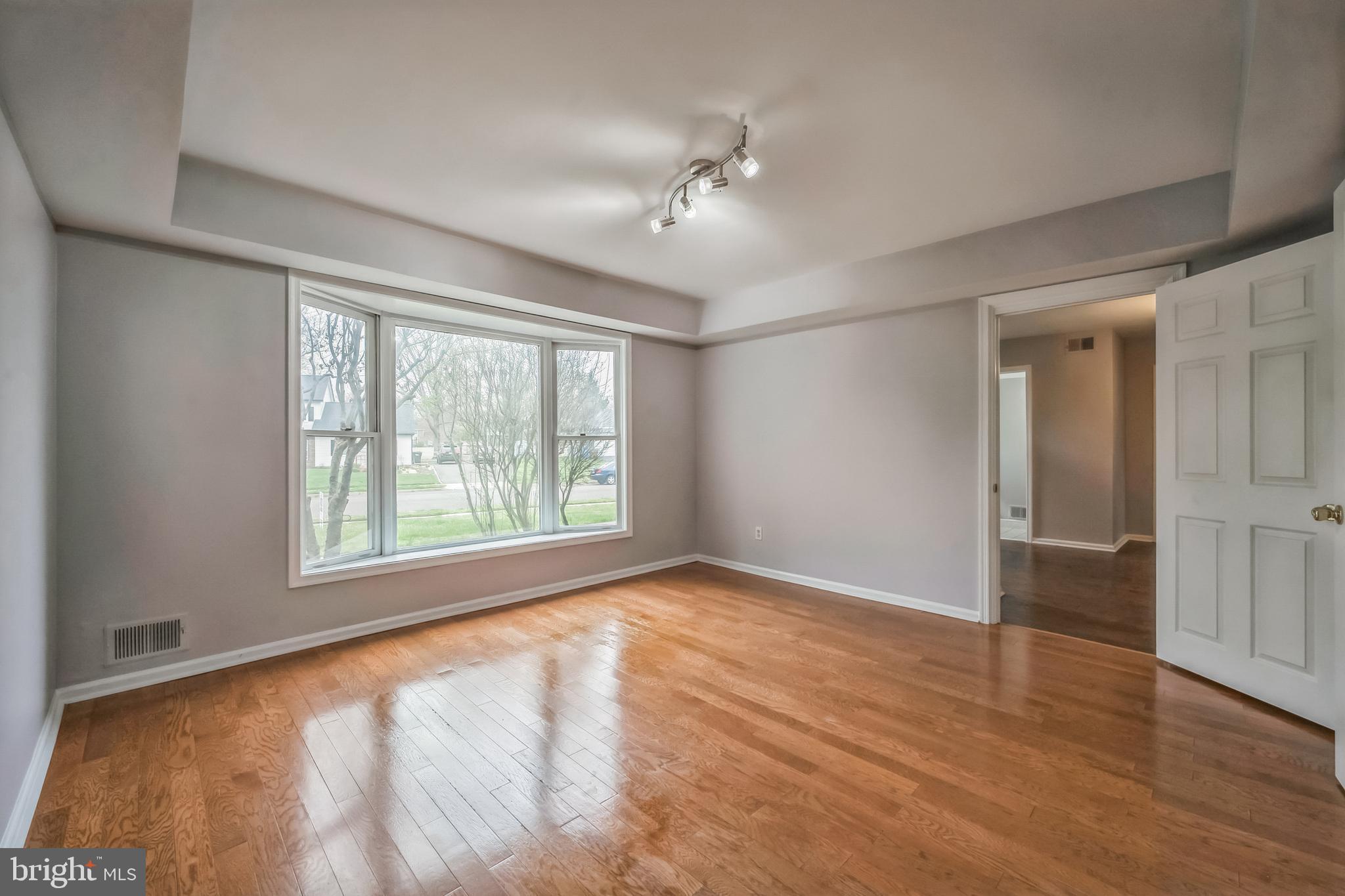 WYNNEWOOD - Residential