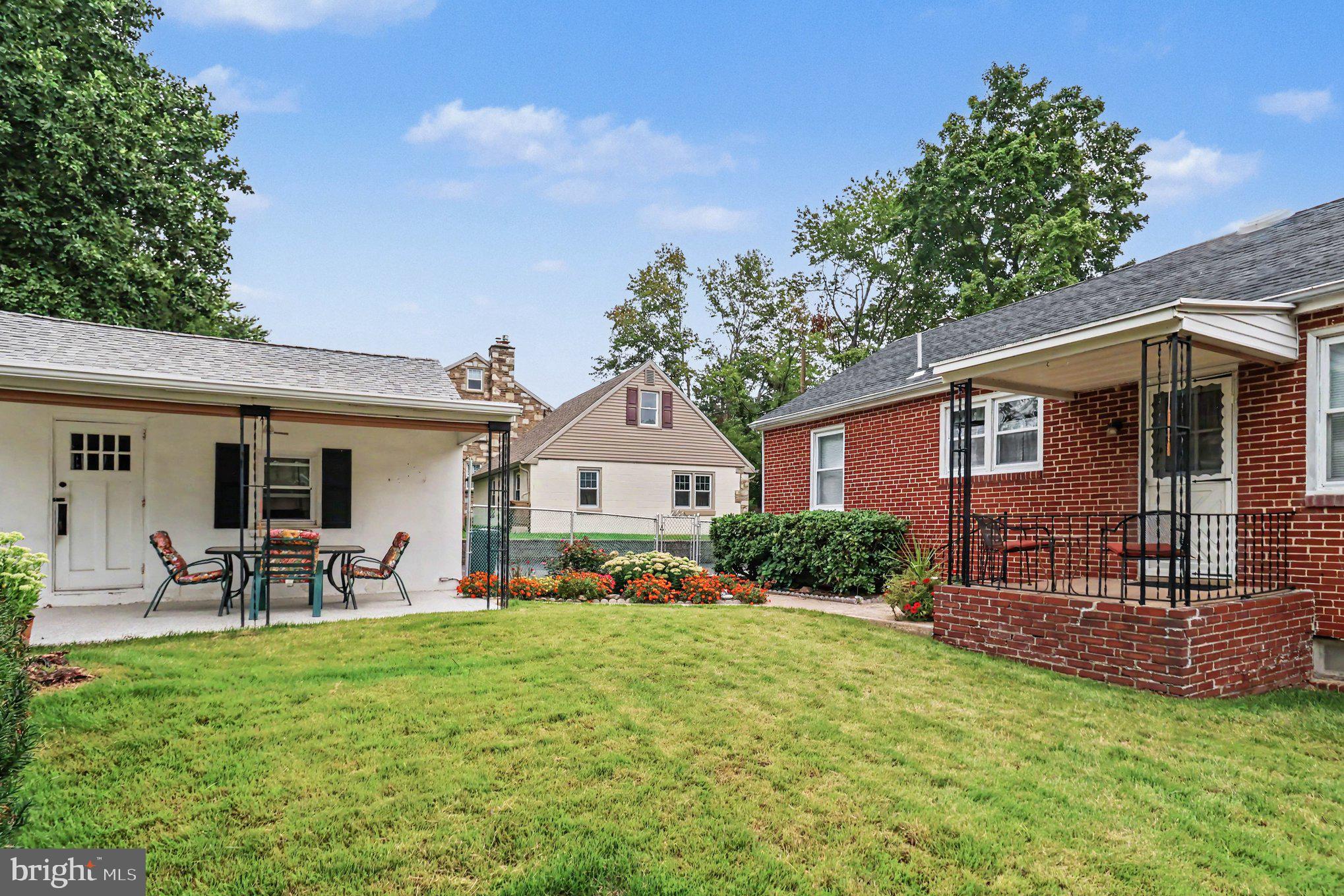 368 FLAMINGO STREET
