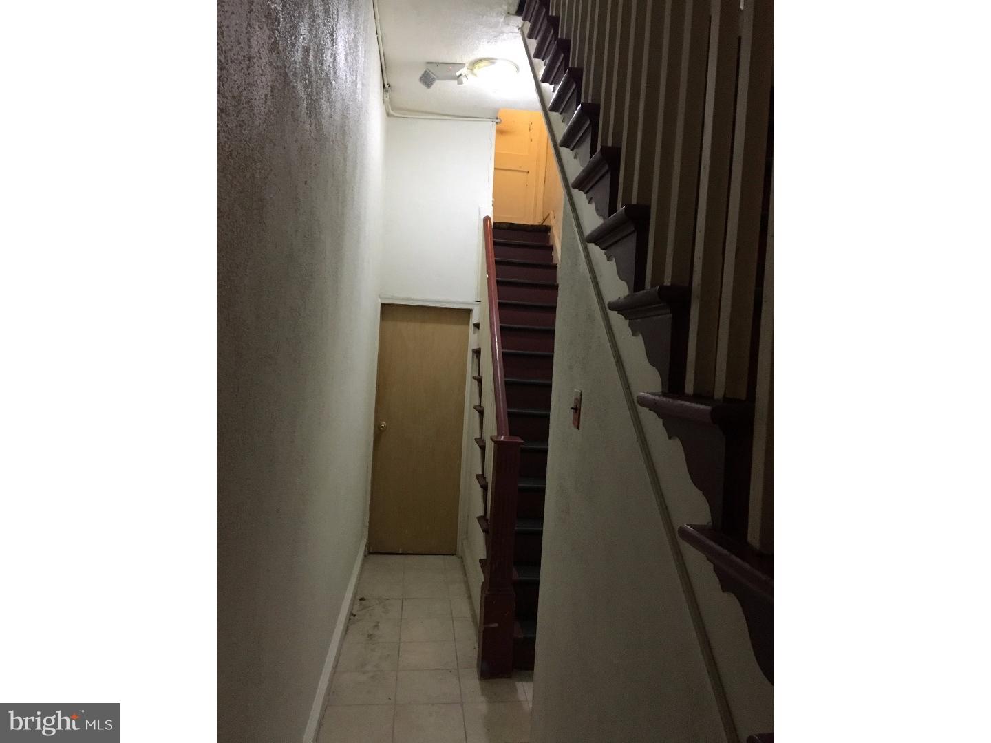 QUEEN VILLAGE - Residential Income