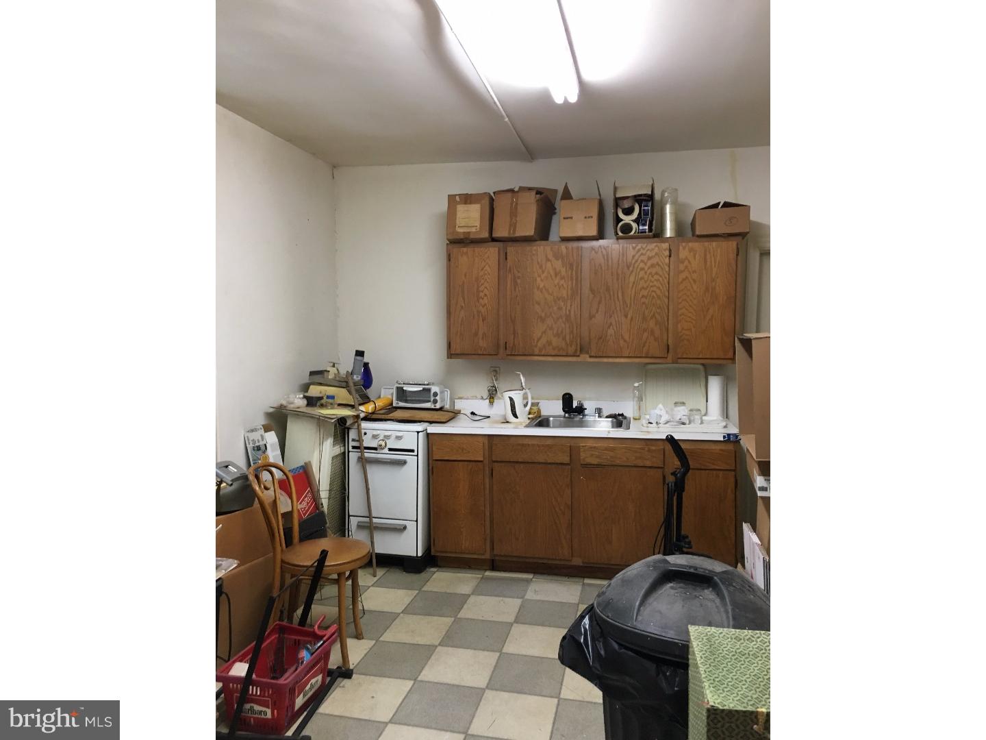 QUEEN VILLAGE - Residential Income