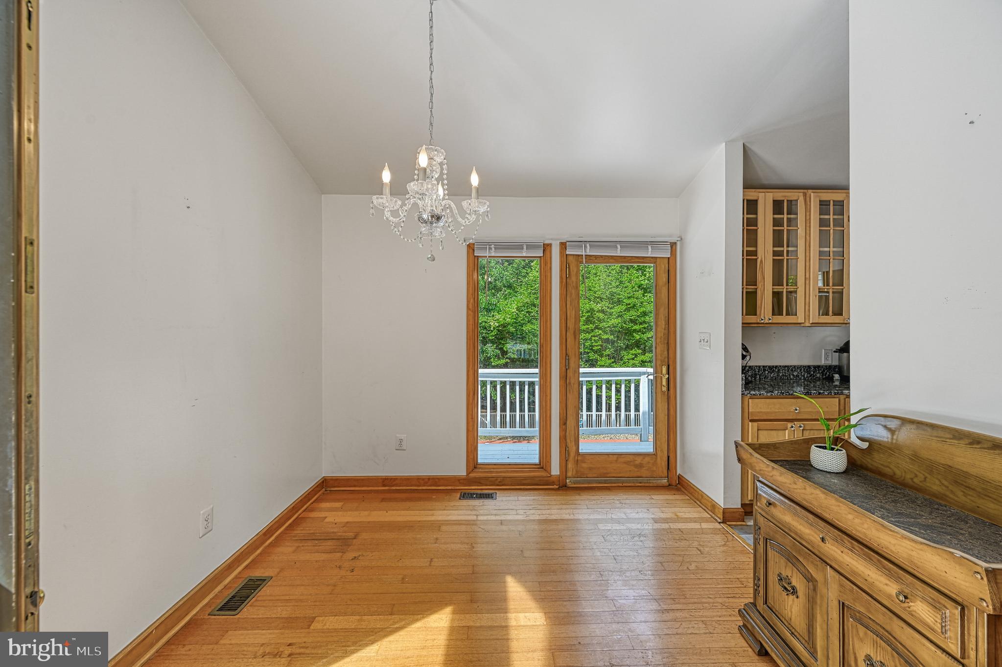 7312 SUGAR HOLLOW ROAD