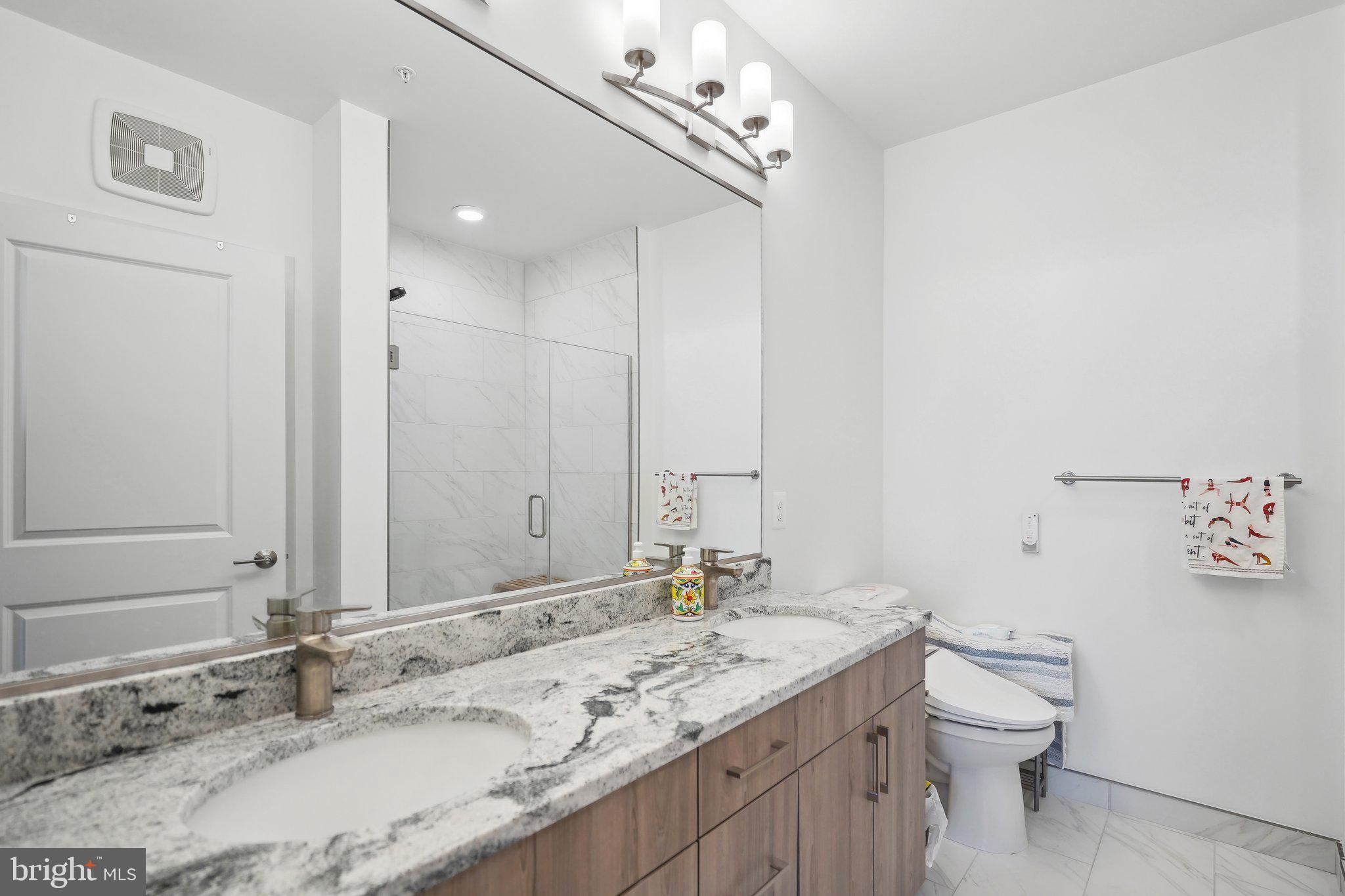 BOULEVARD VI TOWNS - Residential Lease