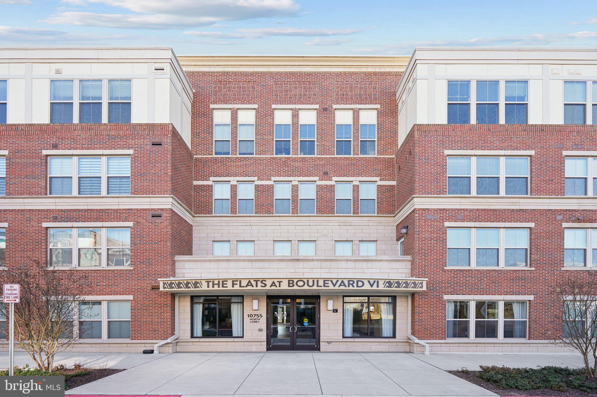 BOULEVARD VI TOWNS - Residential Lease