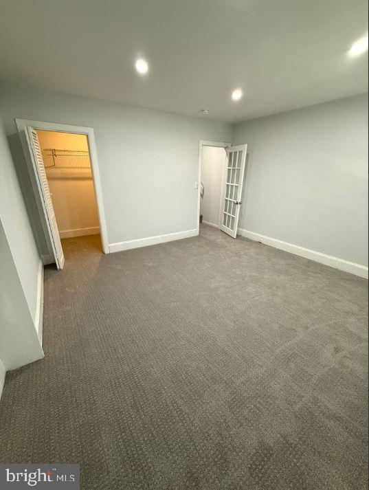 LOGAN SQUARE - Residential Lease