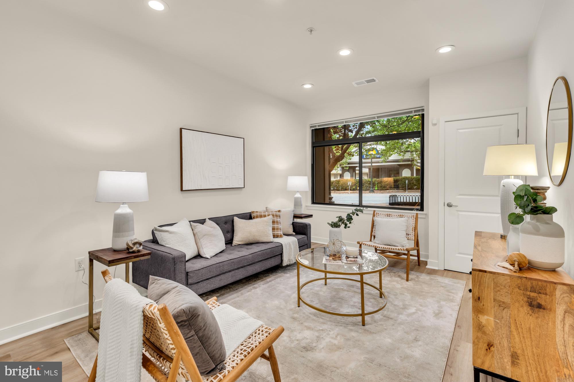 SILVER SPRING - Residential