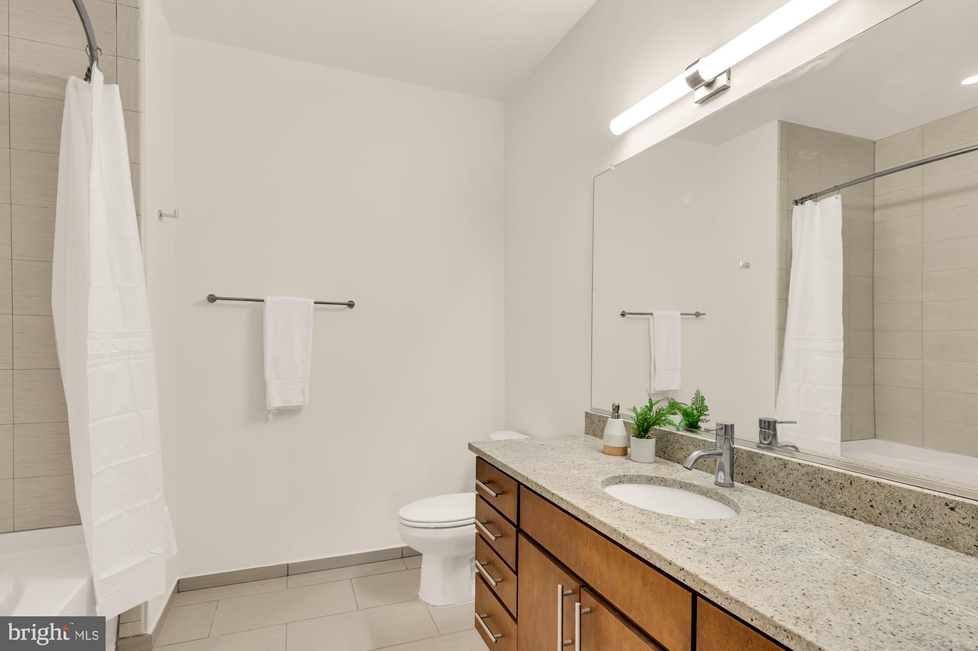 SILVER SPRING - Residential
