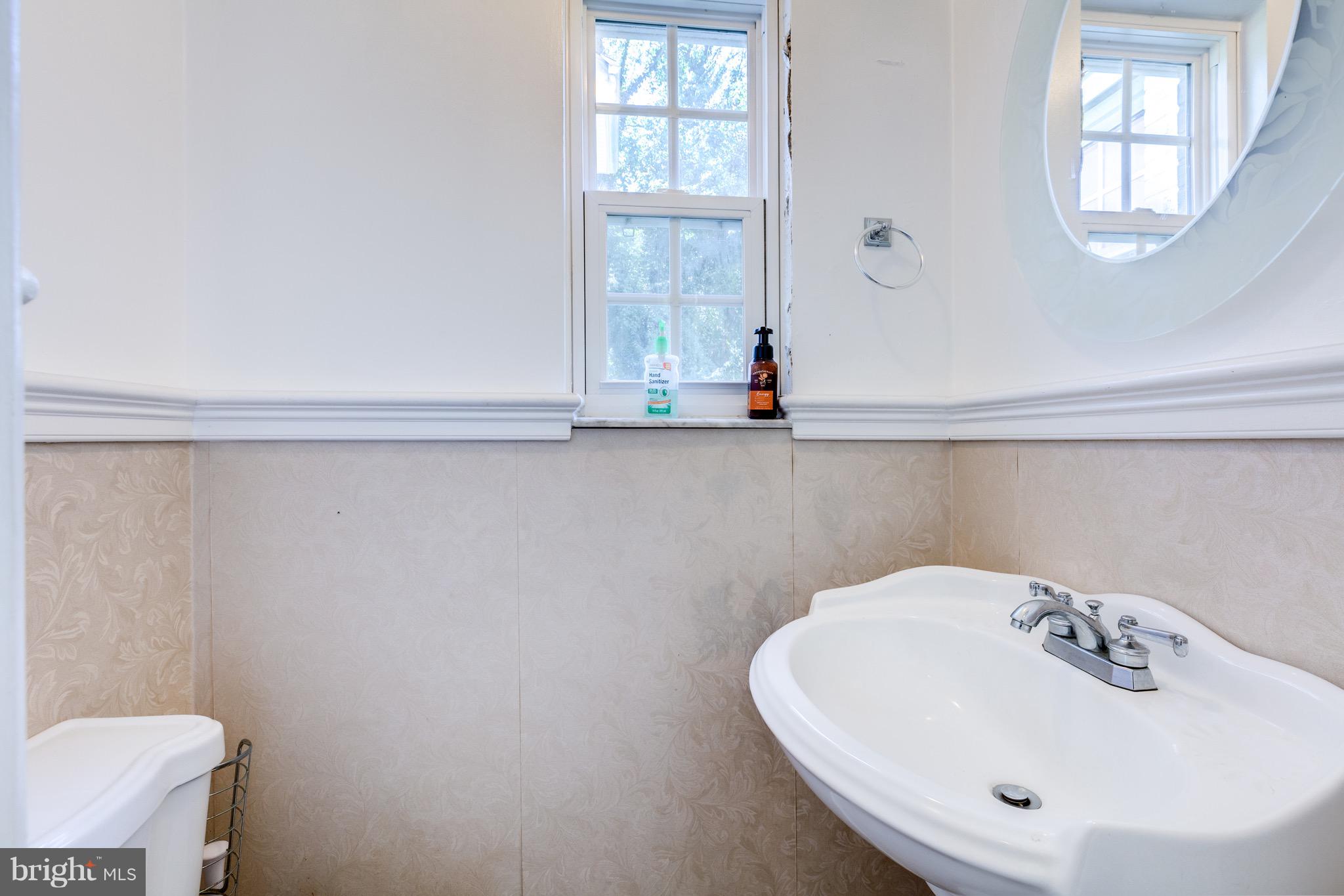 SLEEPY HOLLOW - Residential Lease