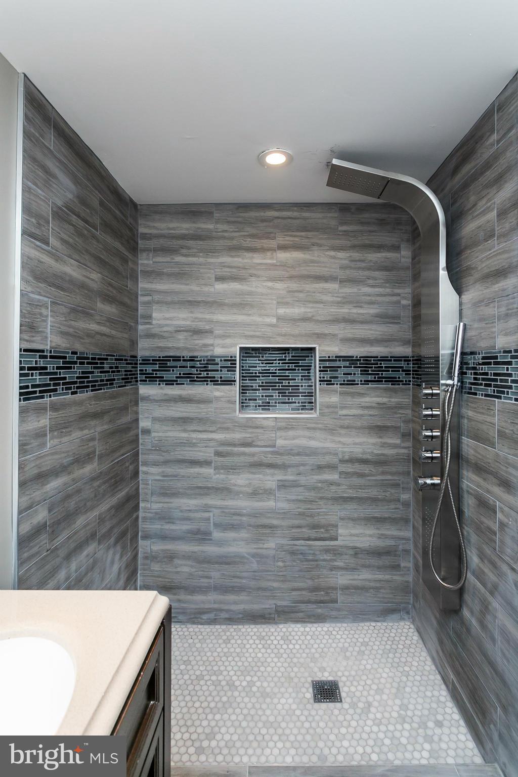 GWYNN FALLS - Residential