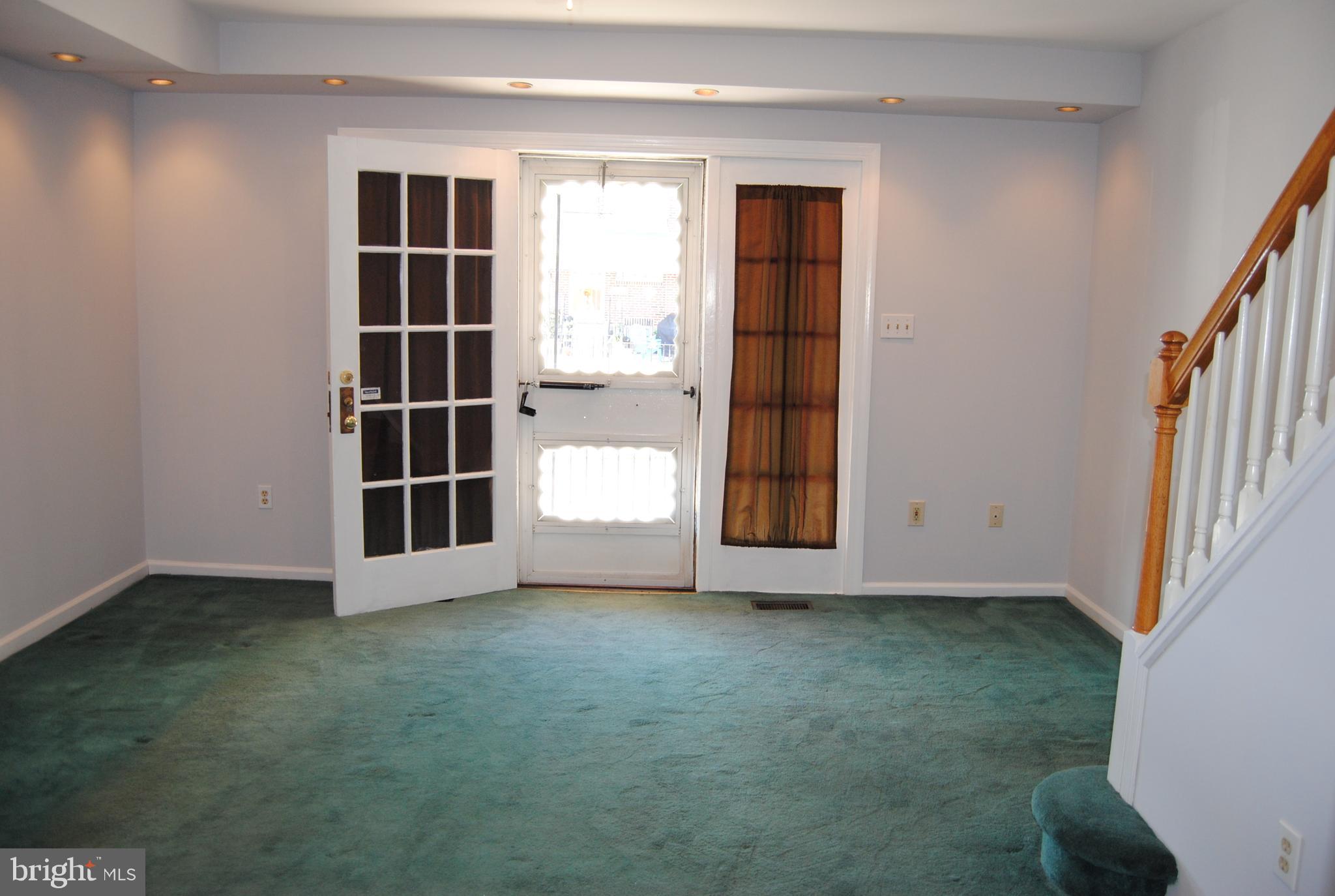 HOLMESBURG - Residential