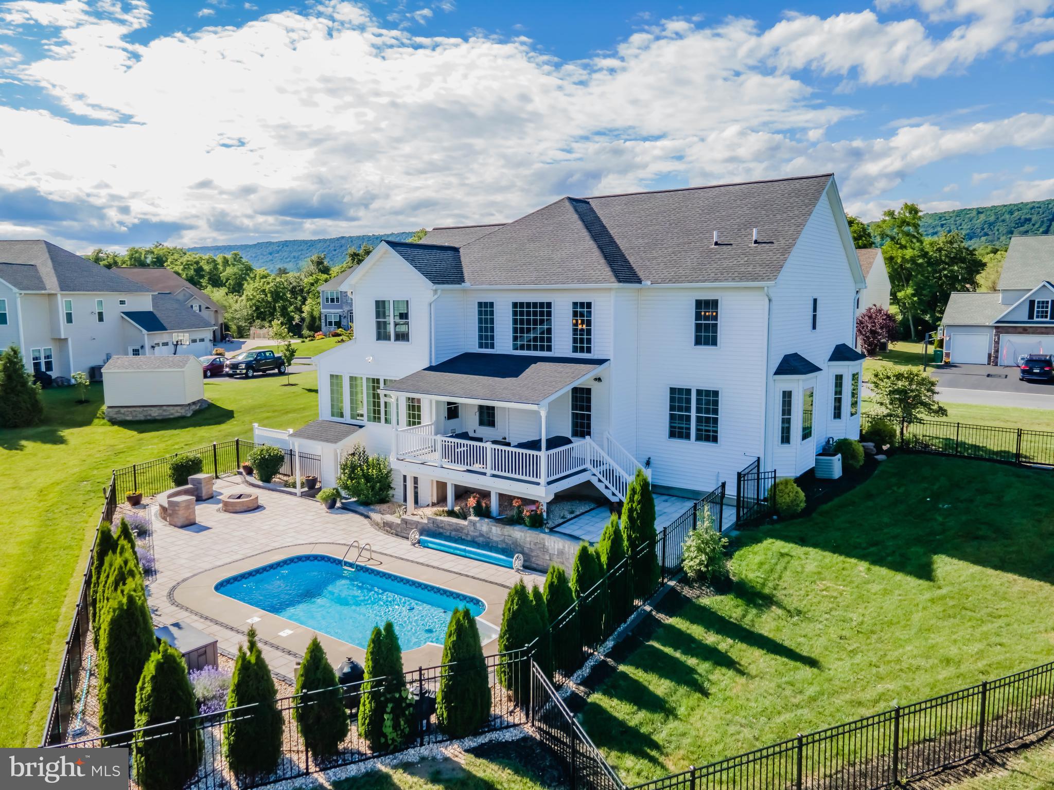 HAWKS LANDING - Residential