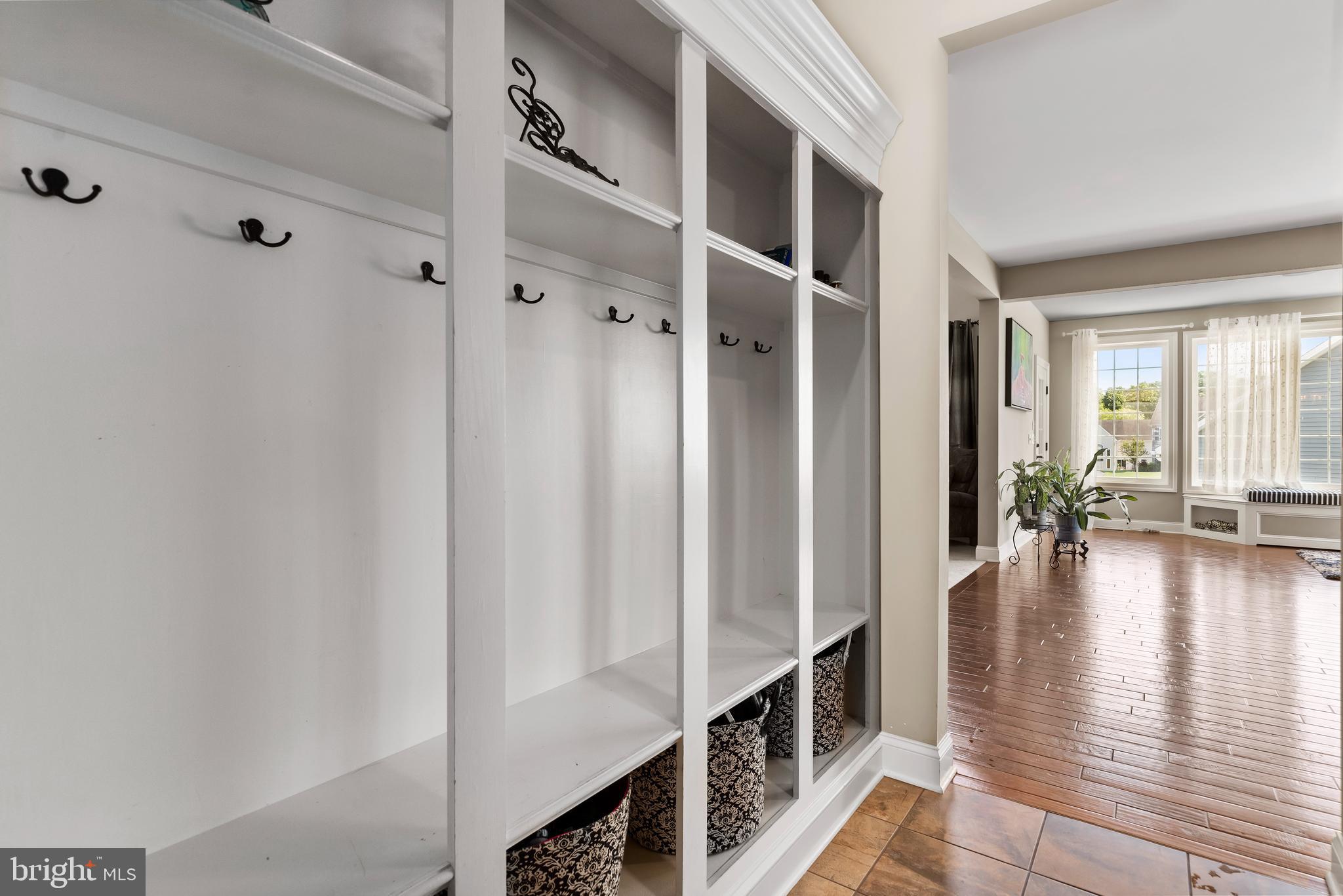 HAWKS LANDING - Residential