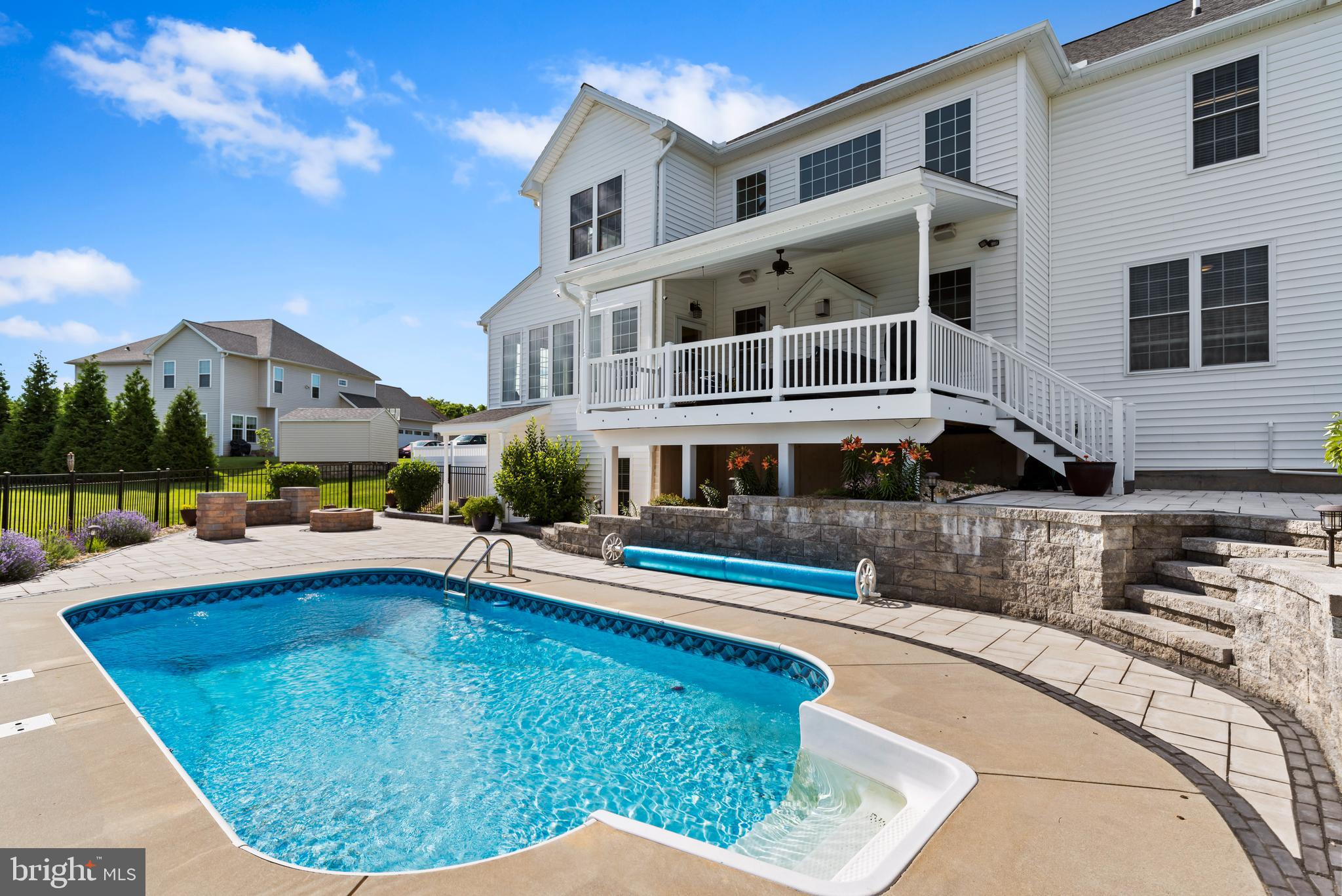 HAWKS LANDING - Residential