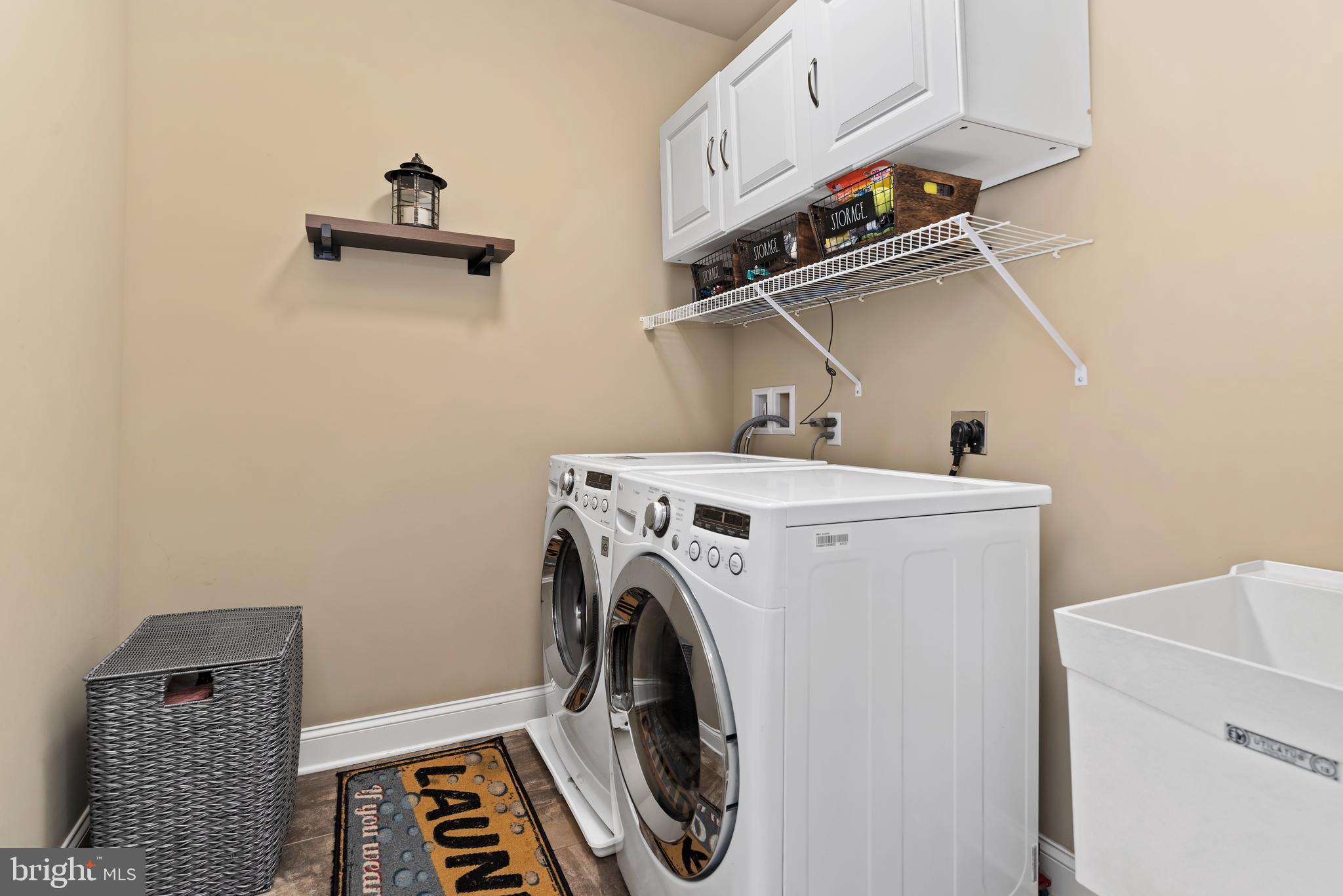 HAWKS LANDING - Residential