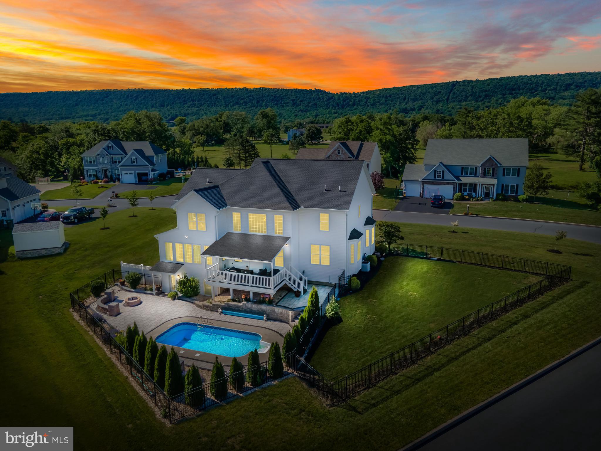 HAWKS LANDING - Residential