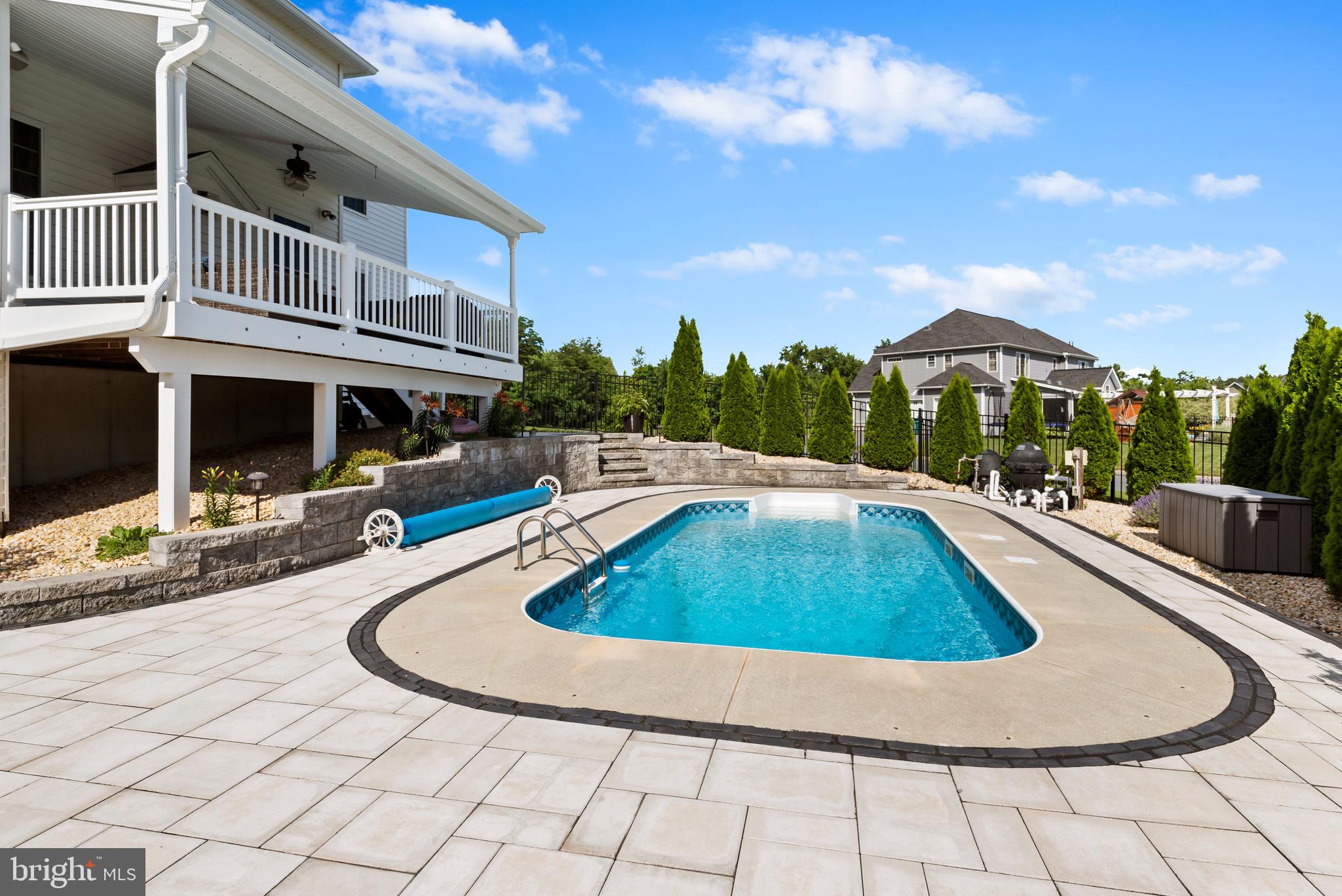 HAWKS LANDING - Residential