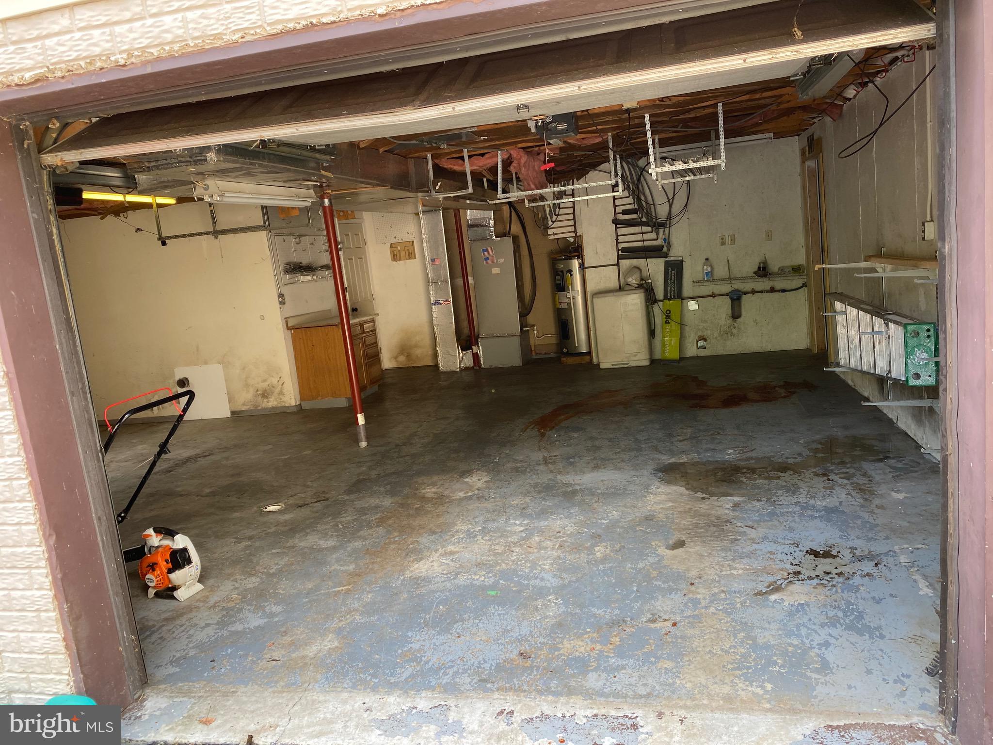 BOWMANS - Residential