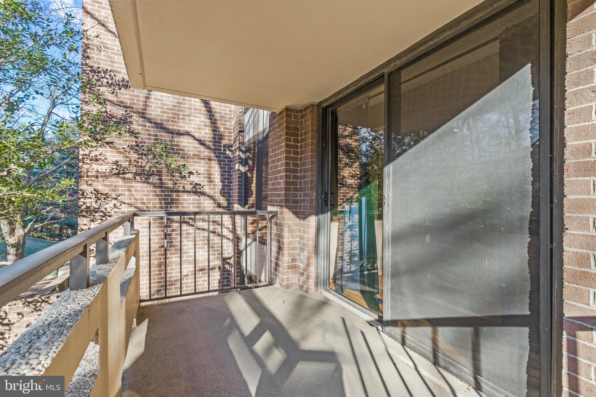 ENCORE OF MCLEAN - Residential Lease