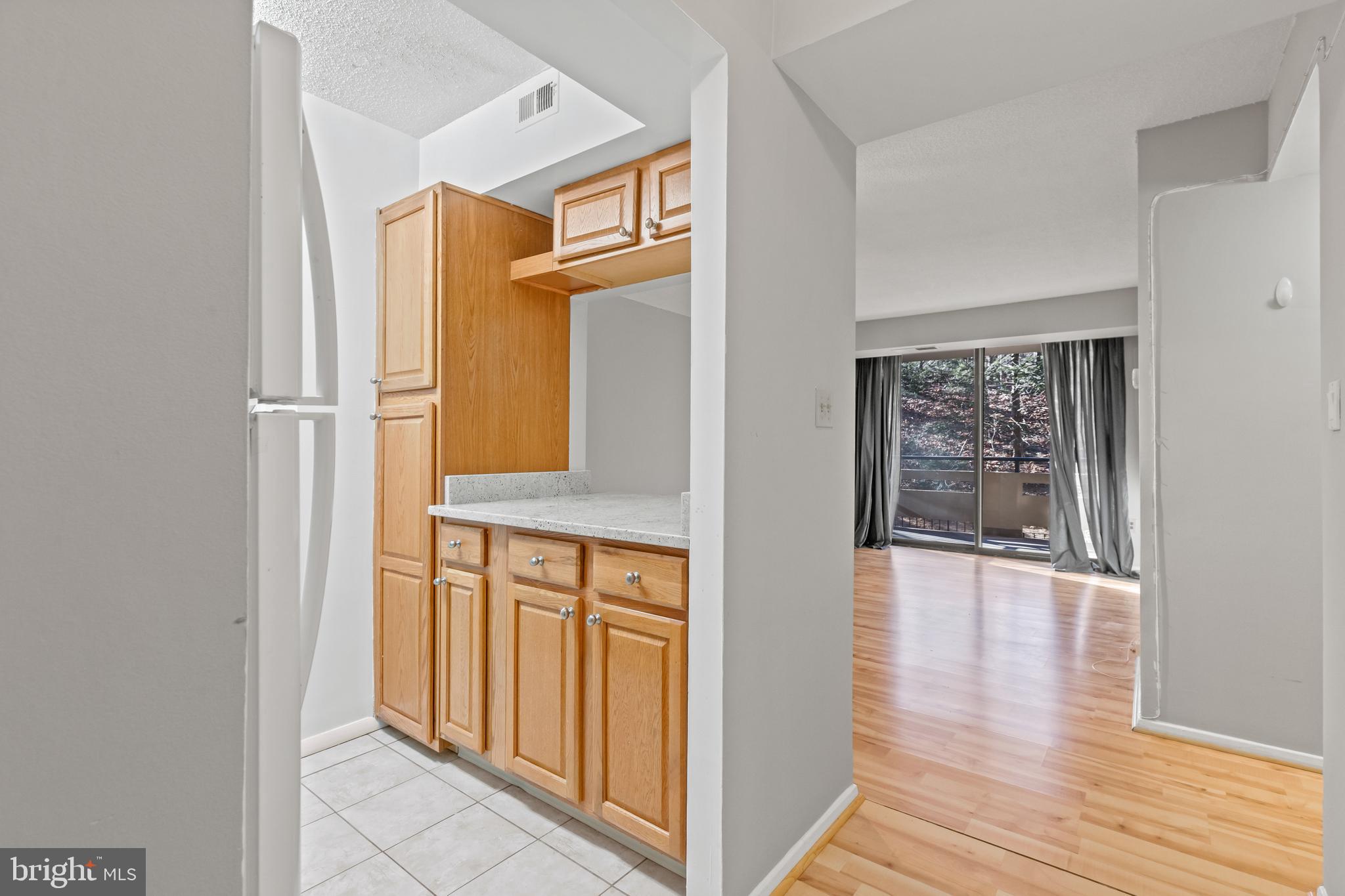 ENCORE OF MCLEAN - Residential Lease