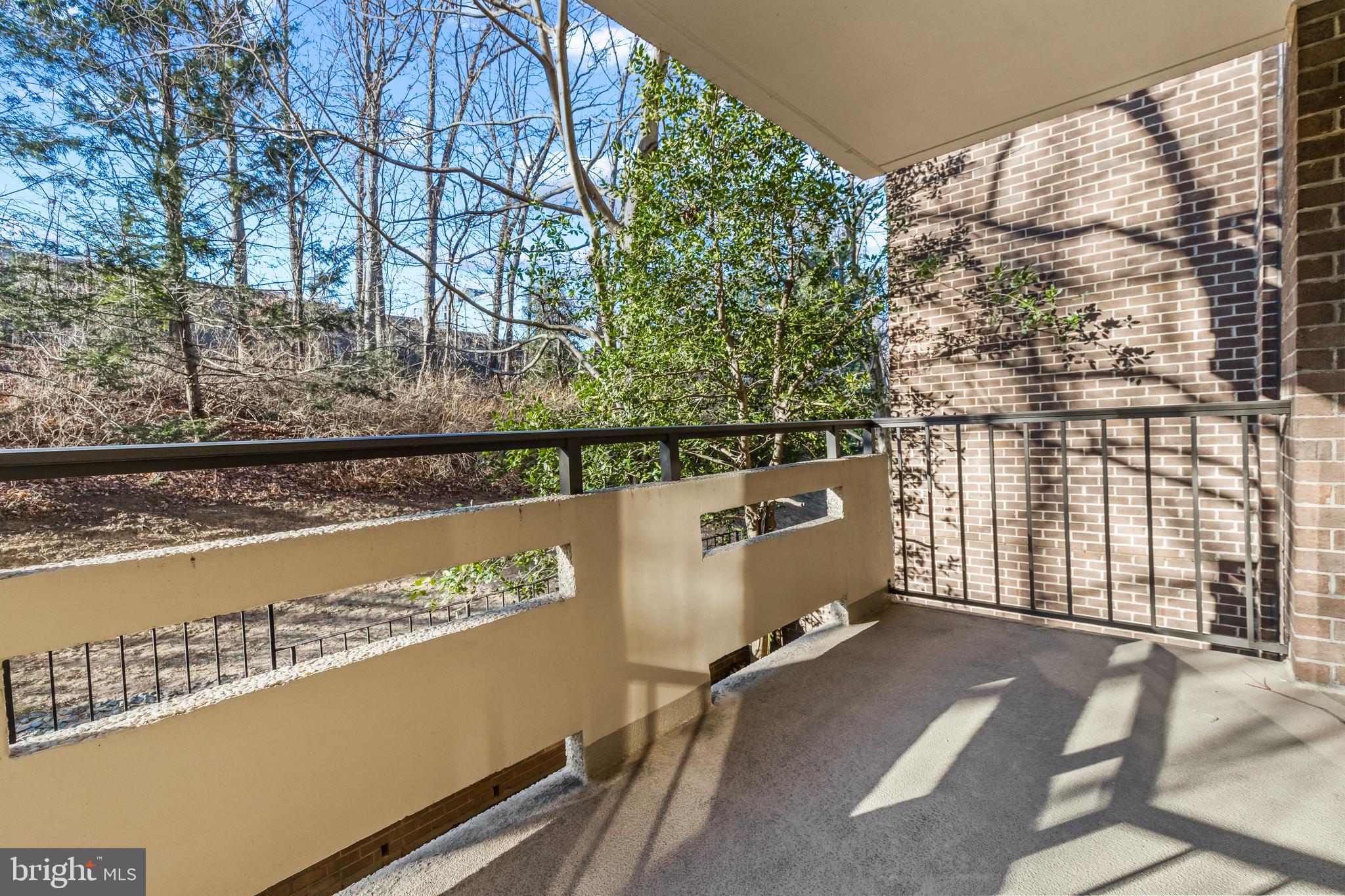 ENCORE OF MCLEAN - Residential Lease