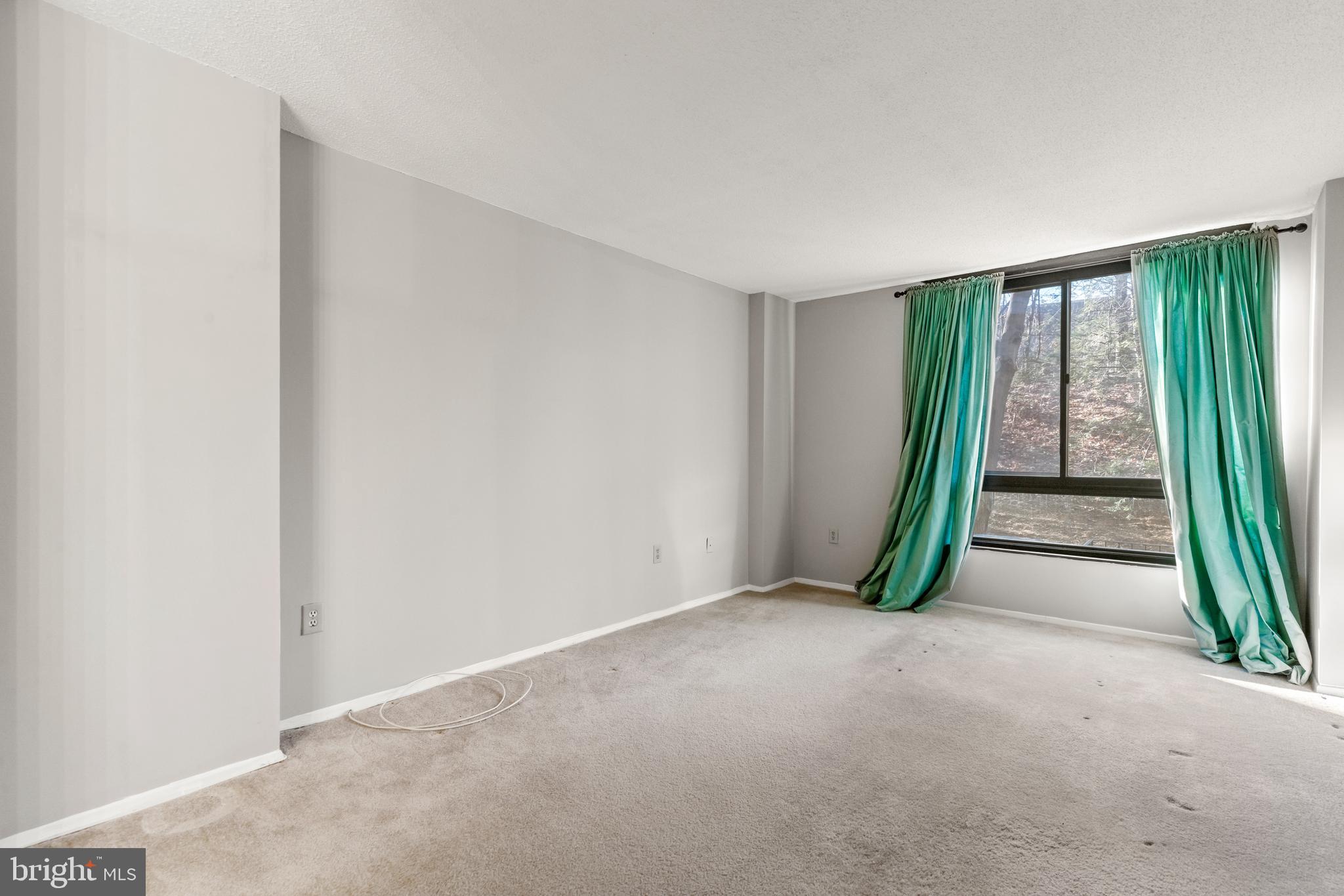 ENCORE OF MCLEAN - Residential Lease