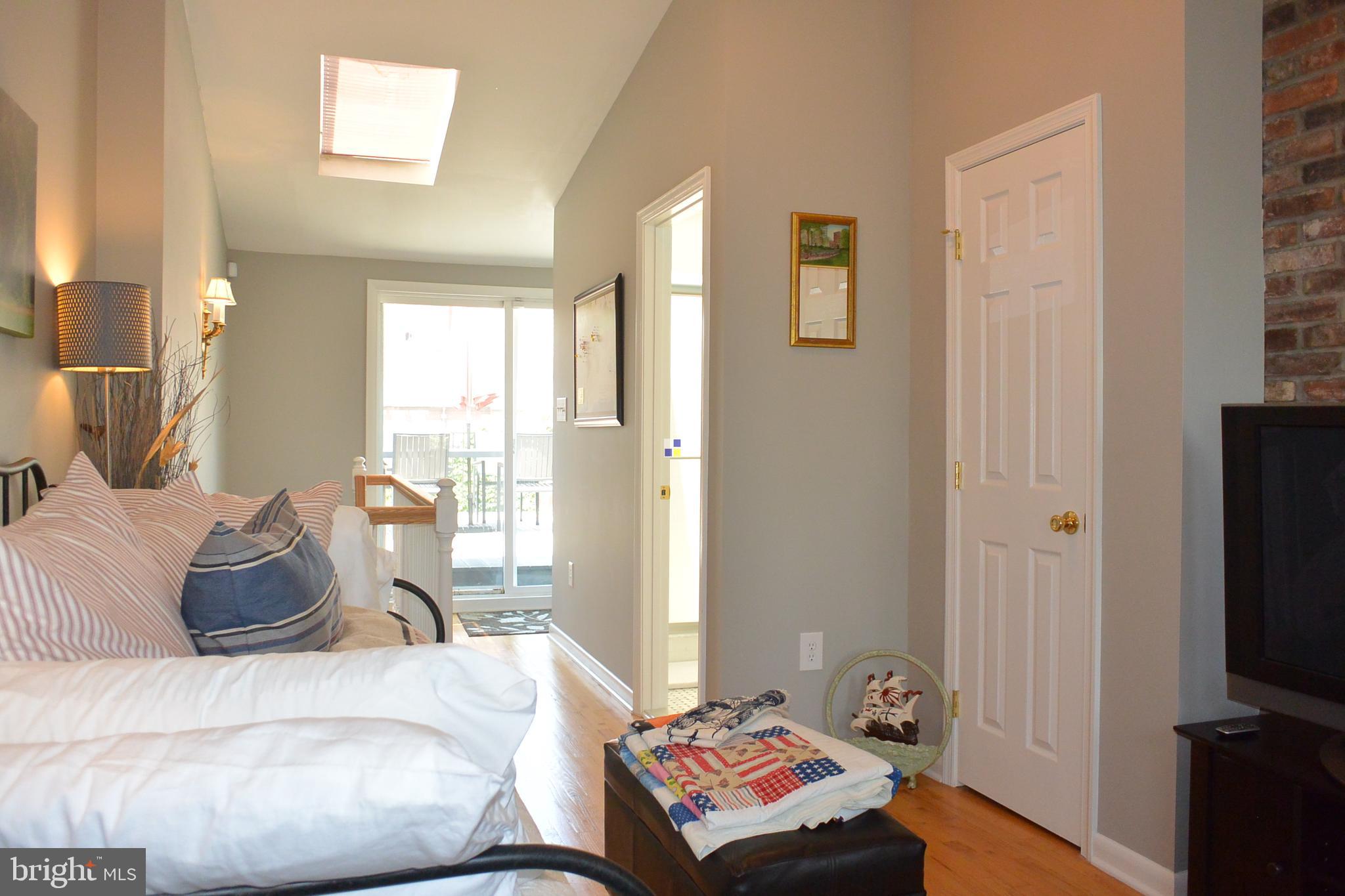 FEDERAL HILL HISTORIC DISTRICT - Residential Lease