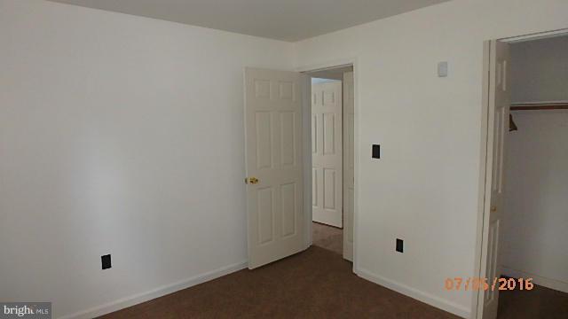 CROMWELL FOUNTAIN - Residential