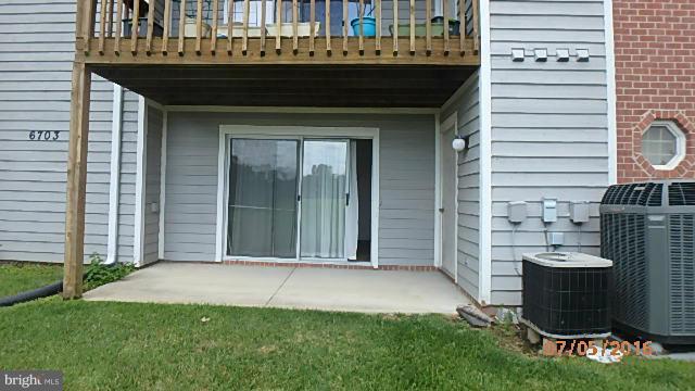 CROMWELL FOUNTAIN - Residential