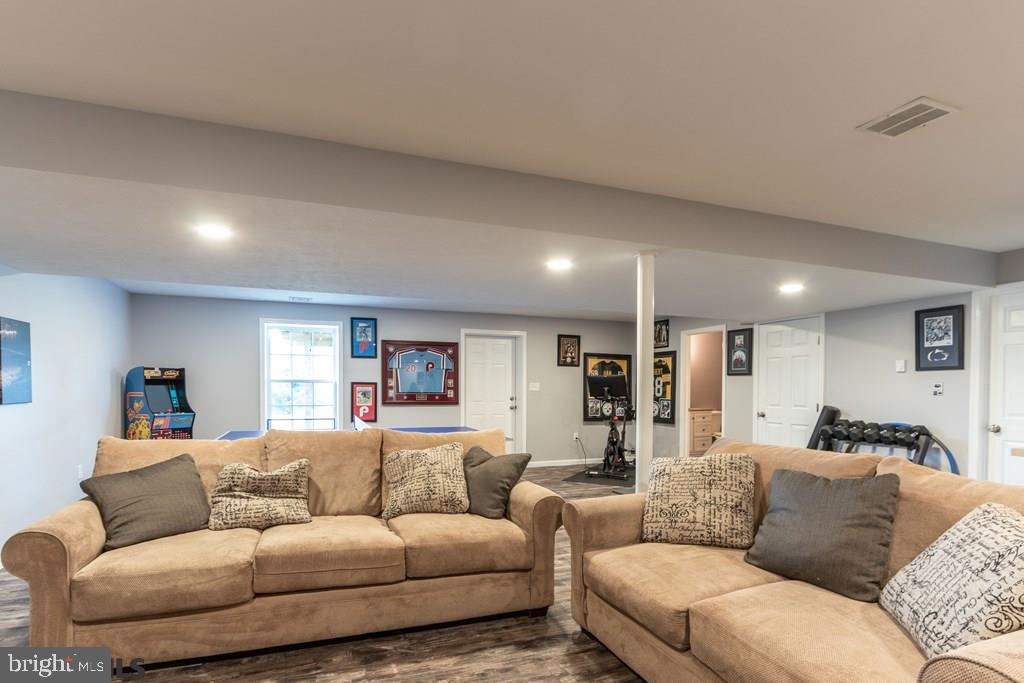 TROTTER FARMS - Residential