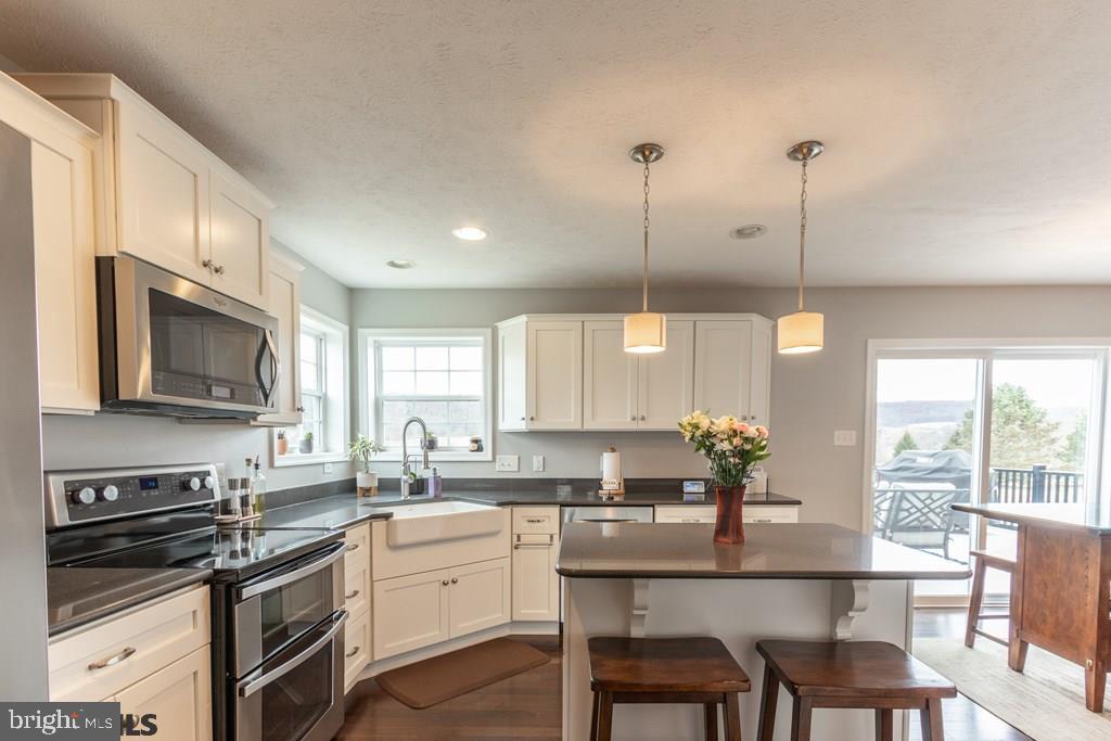 TROTTER FARMS - Residential