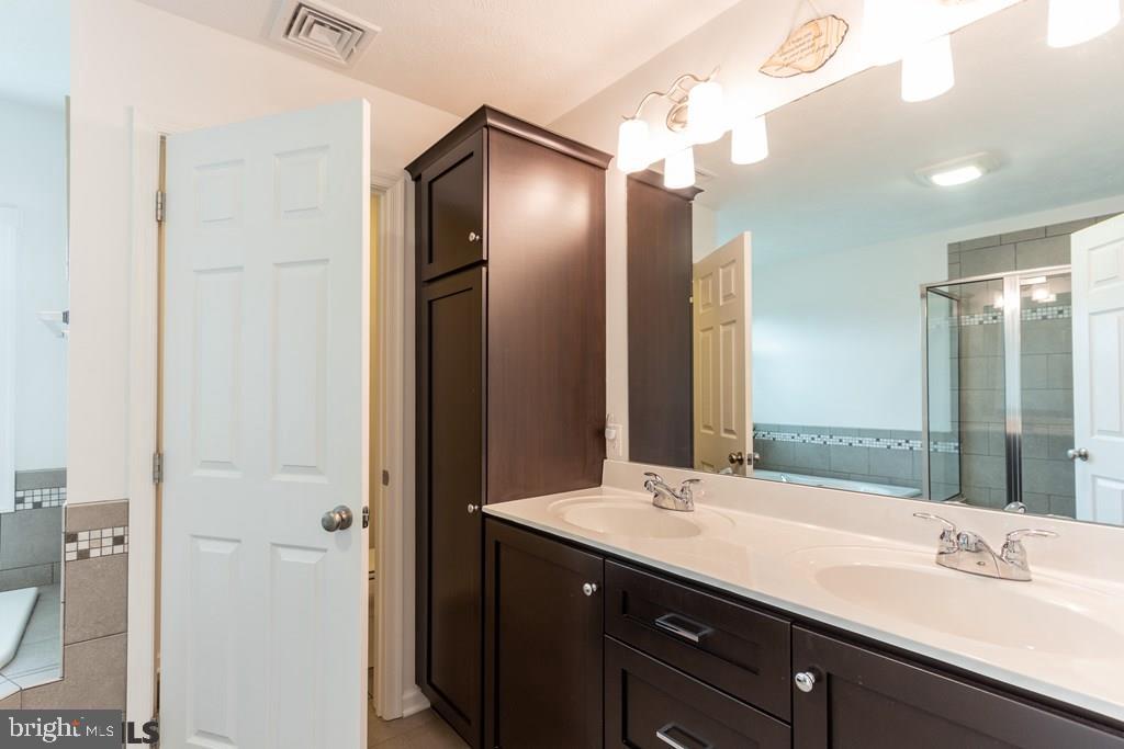 TROTTER FARMS - Residential