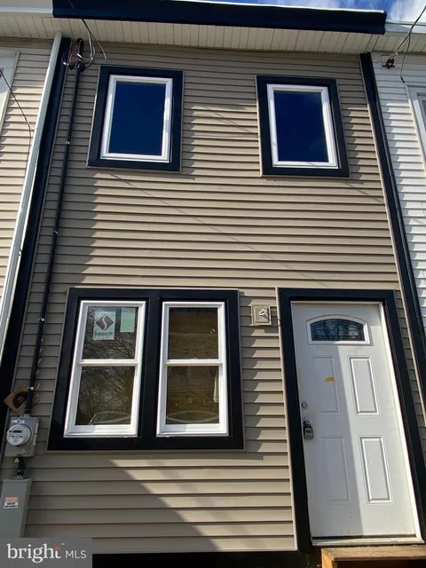 39 Hayes Avenue, Trenton, NJ MLS: NJME2055652