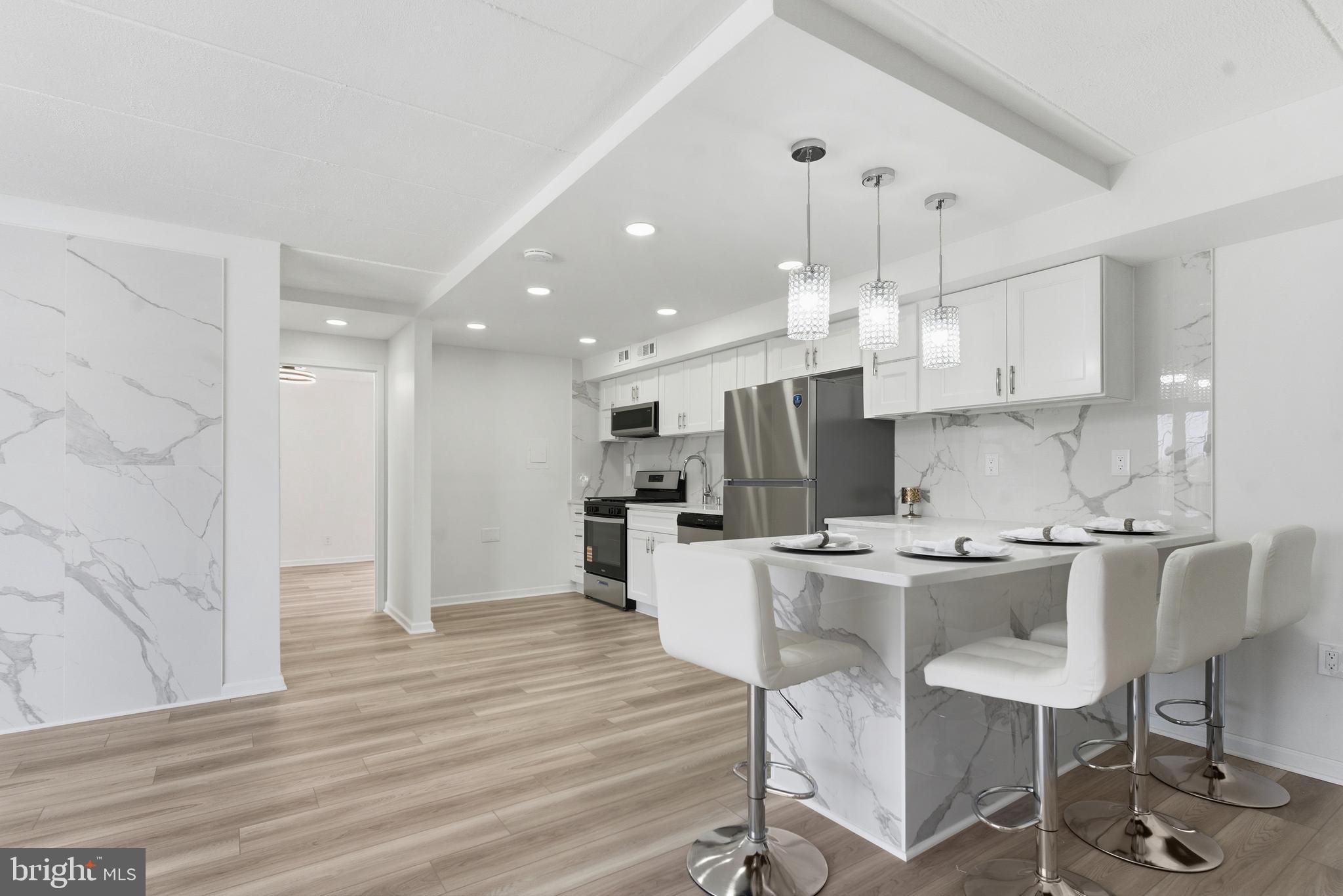 2600 INDIAN DRIVE 2C