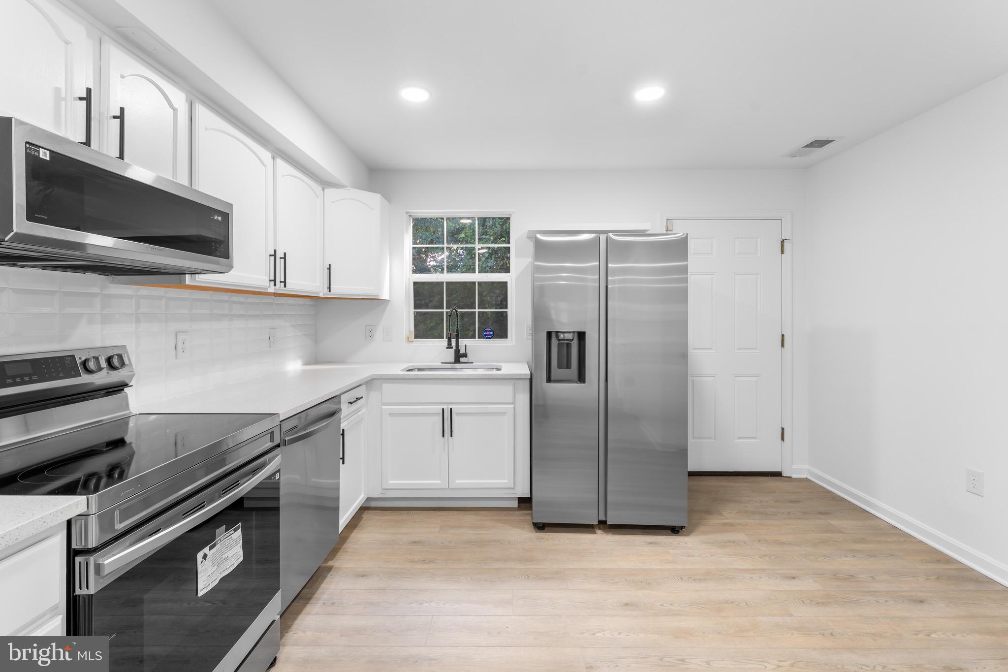 1748 GALEN STREET SE