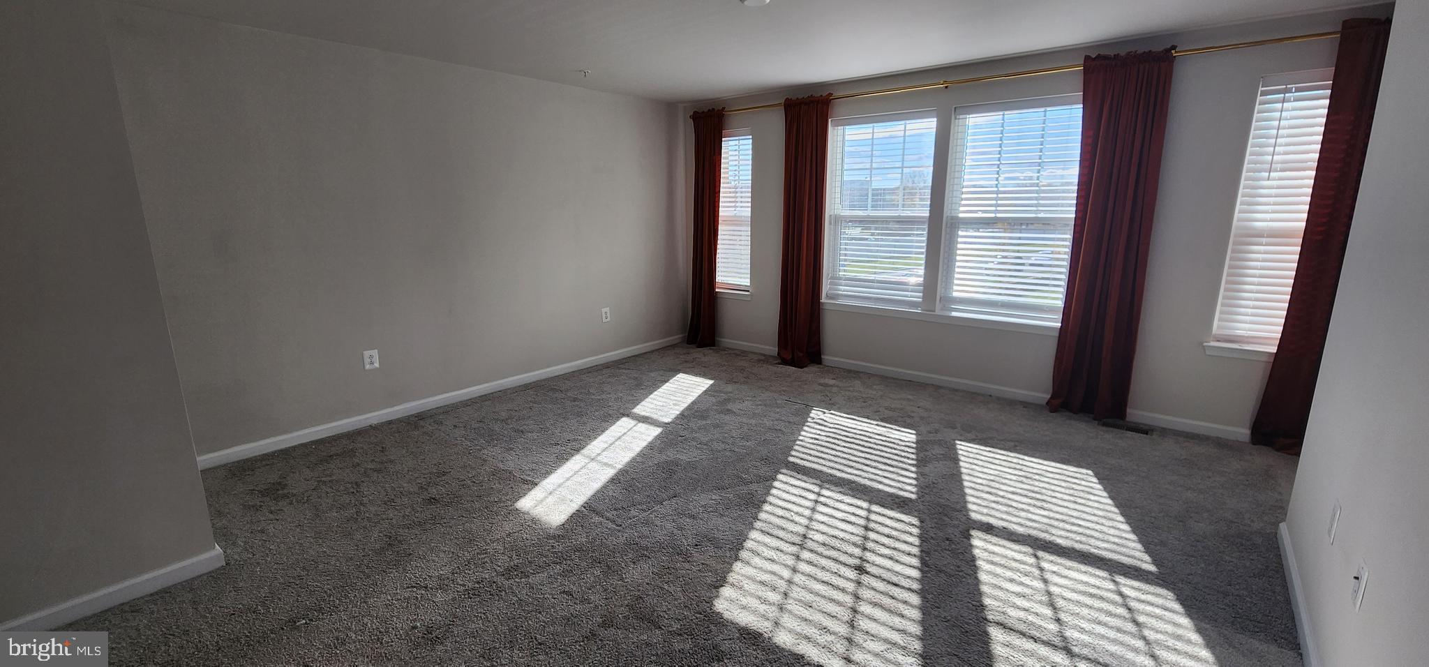 GLENN DALE CROSSING - Residential Lease