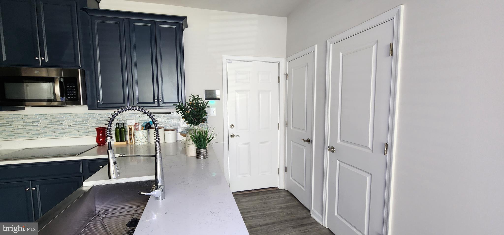 GLENN DALE CROSSING - Residential Lease